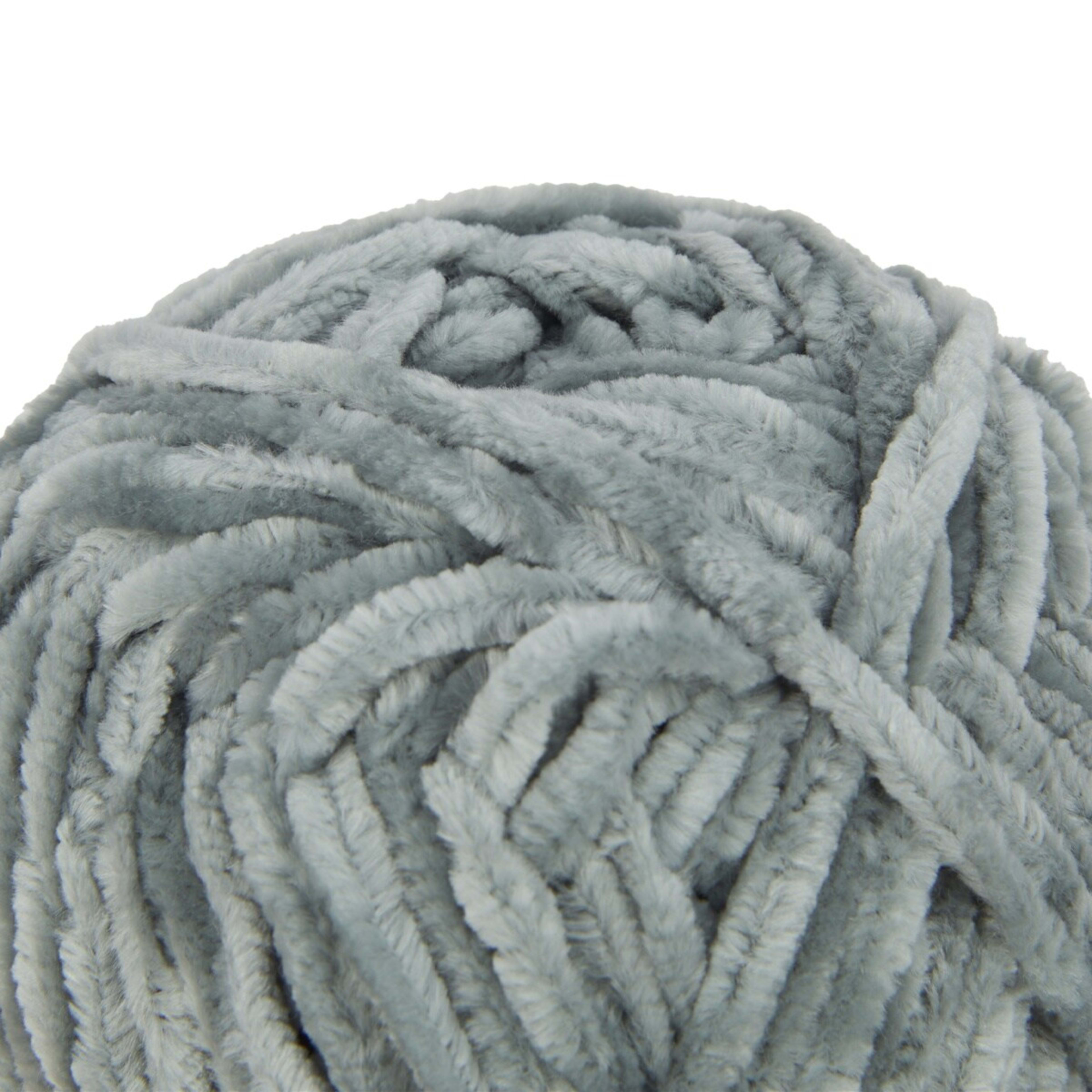 3 Velvet Yarn, 3 of 3