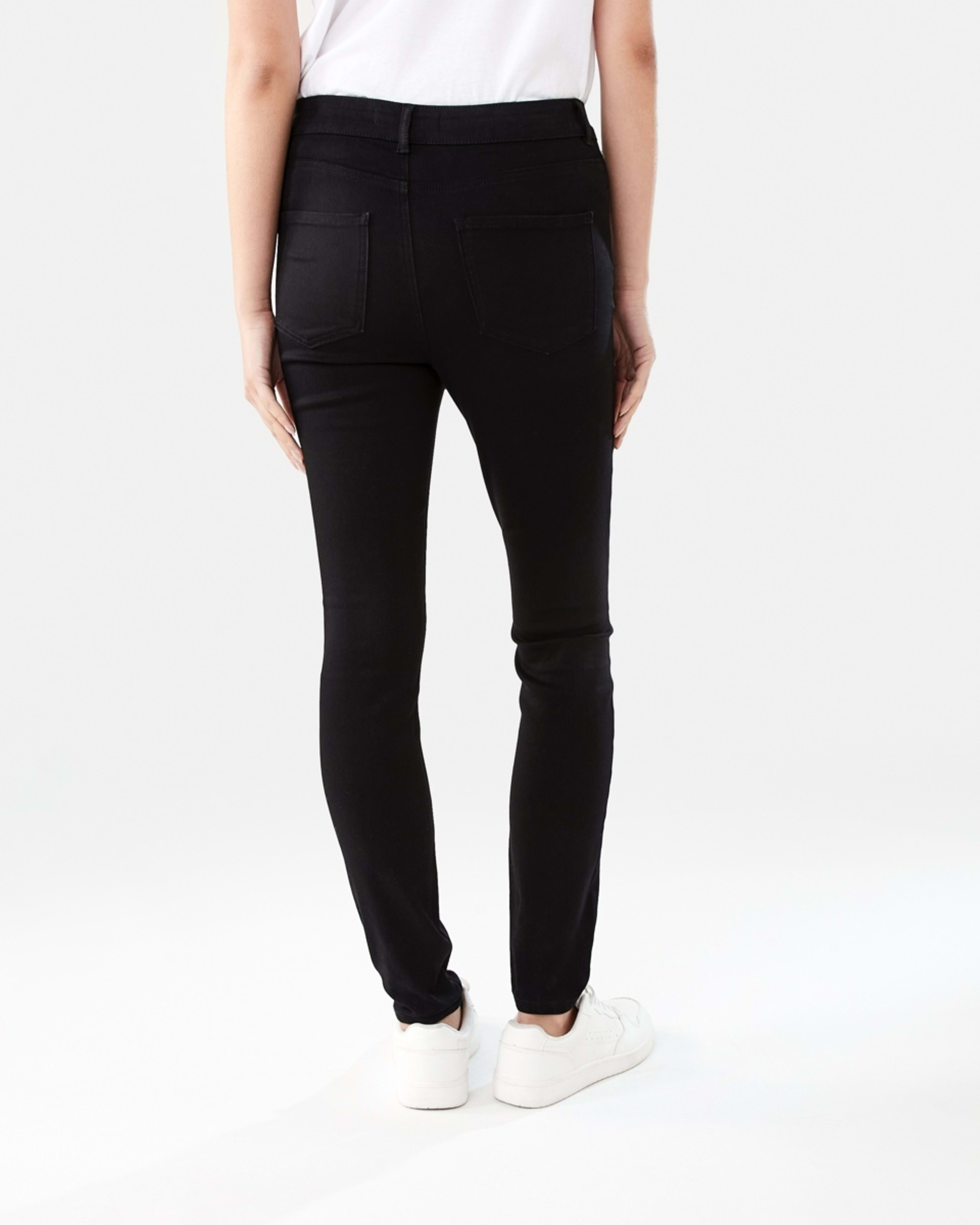 4 Soft Touch High Rise Jeans BLACK WASH, 4 of 9
