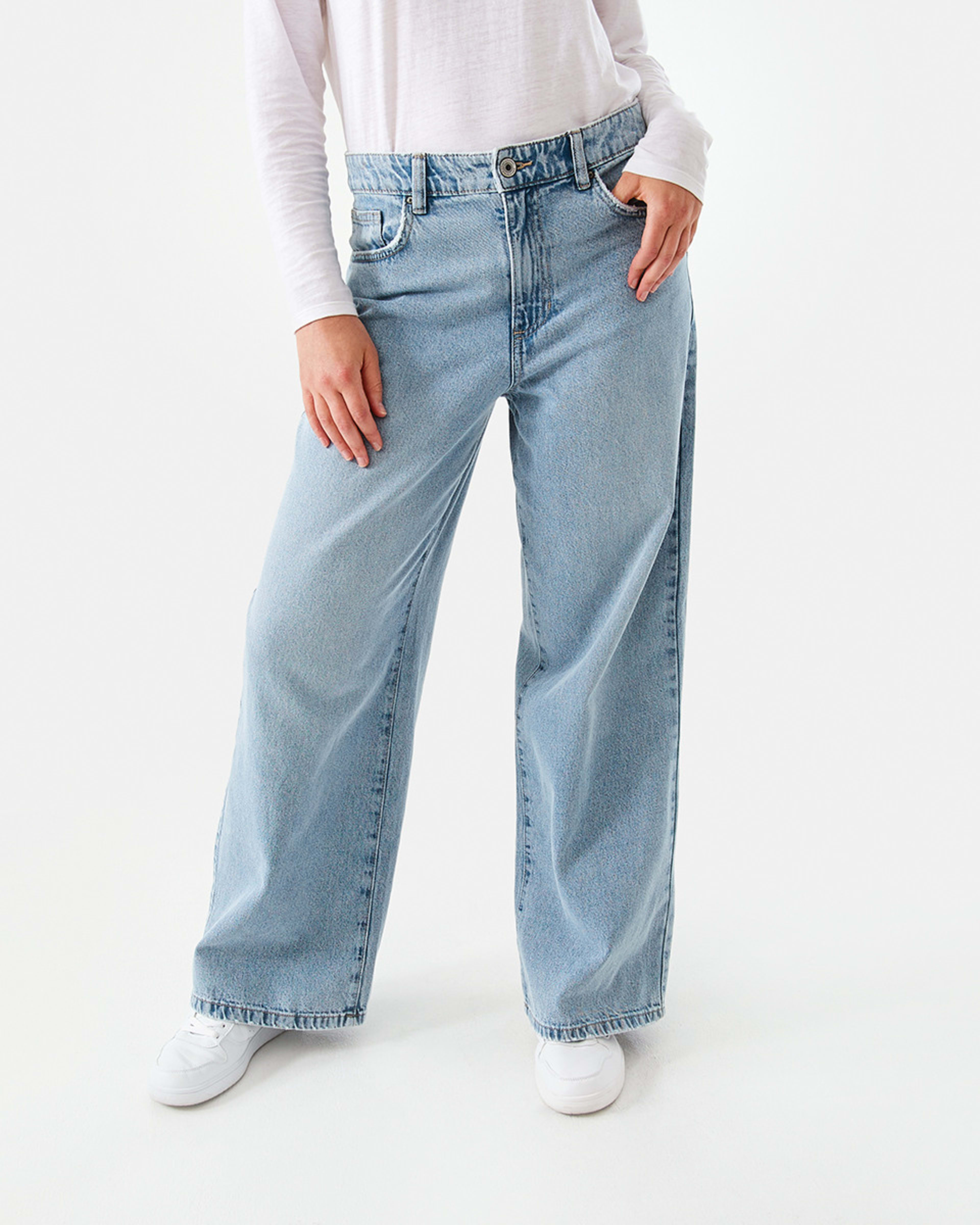 1 Wide Leg Jeans Light Wash