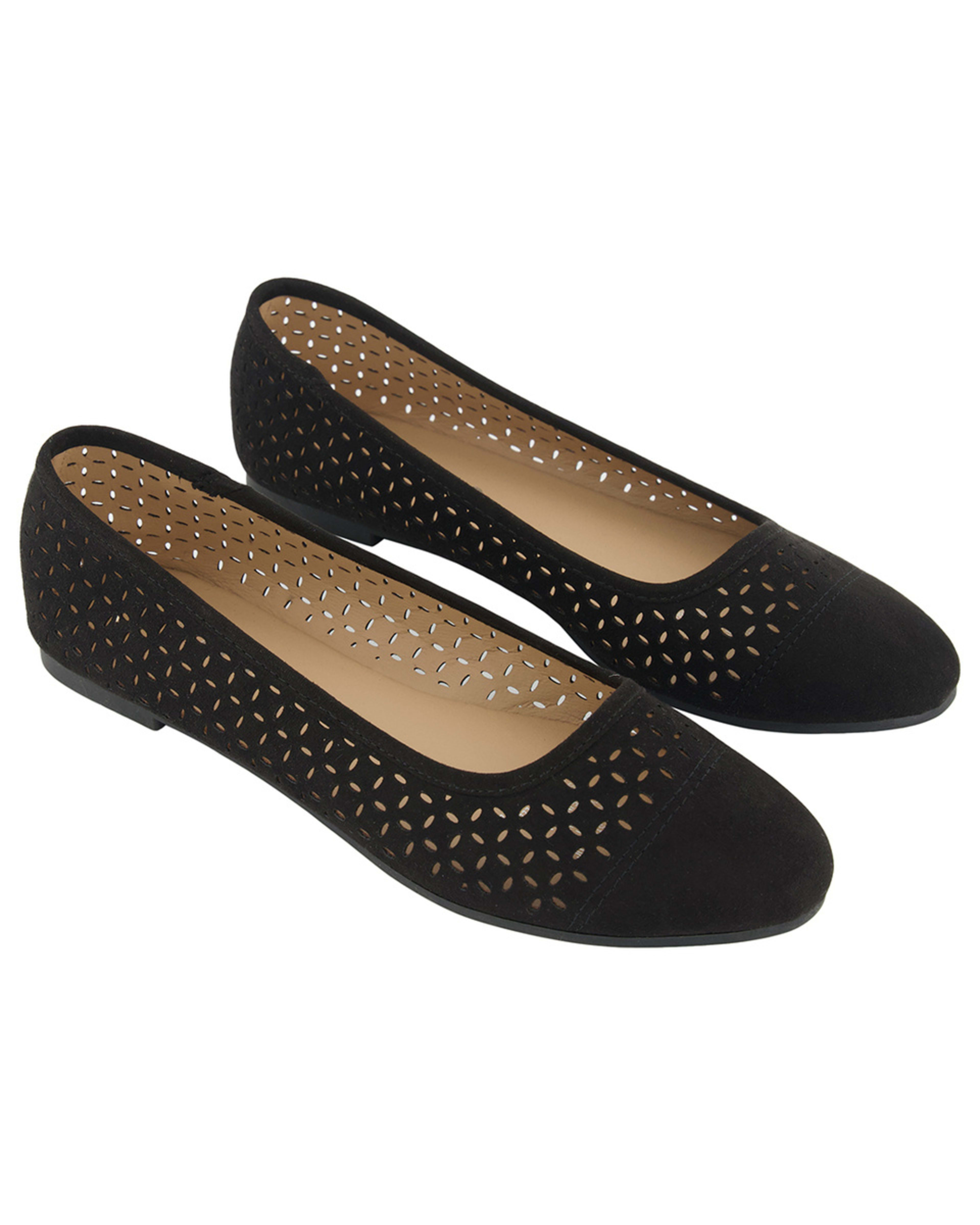 2 Laser Cut Ballet Flats Black, 2 of 5