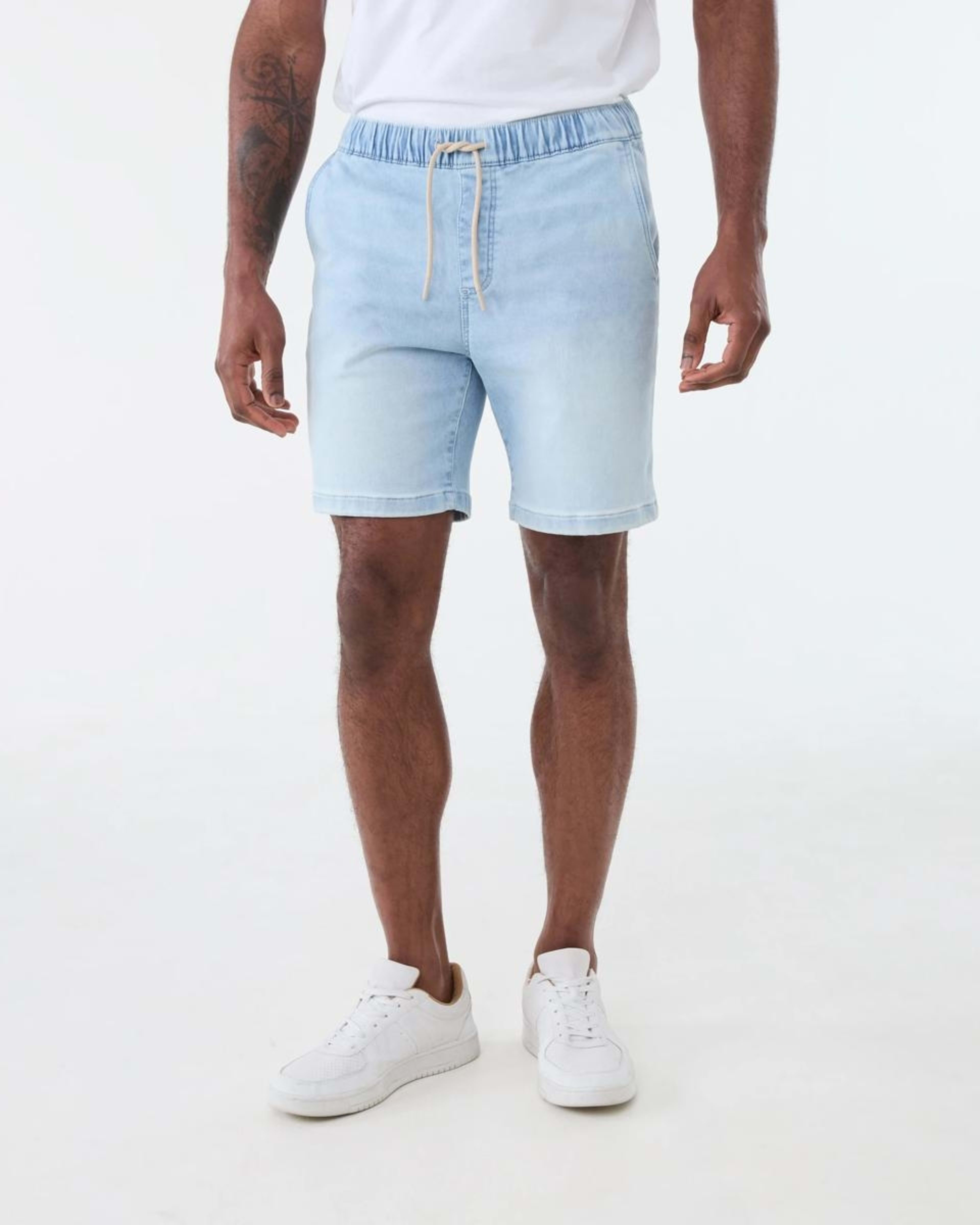 6 Denim Jogger Shorts Bleach Blu, 6 of 6
