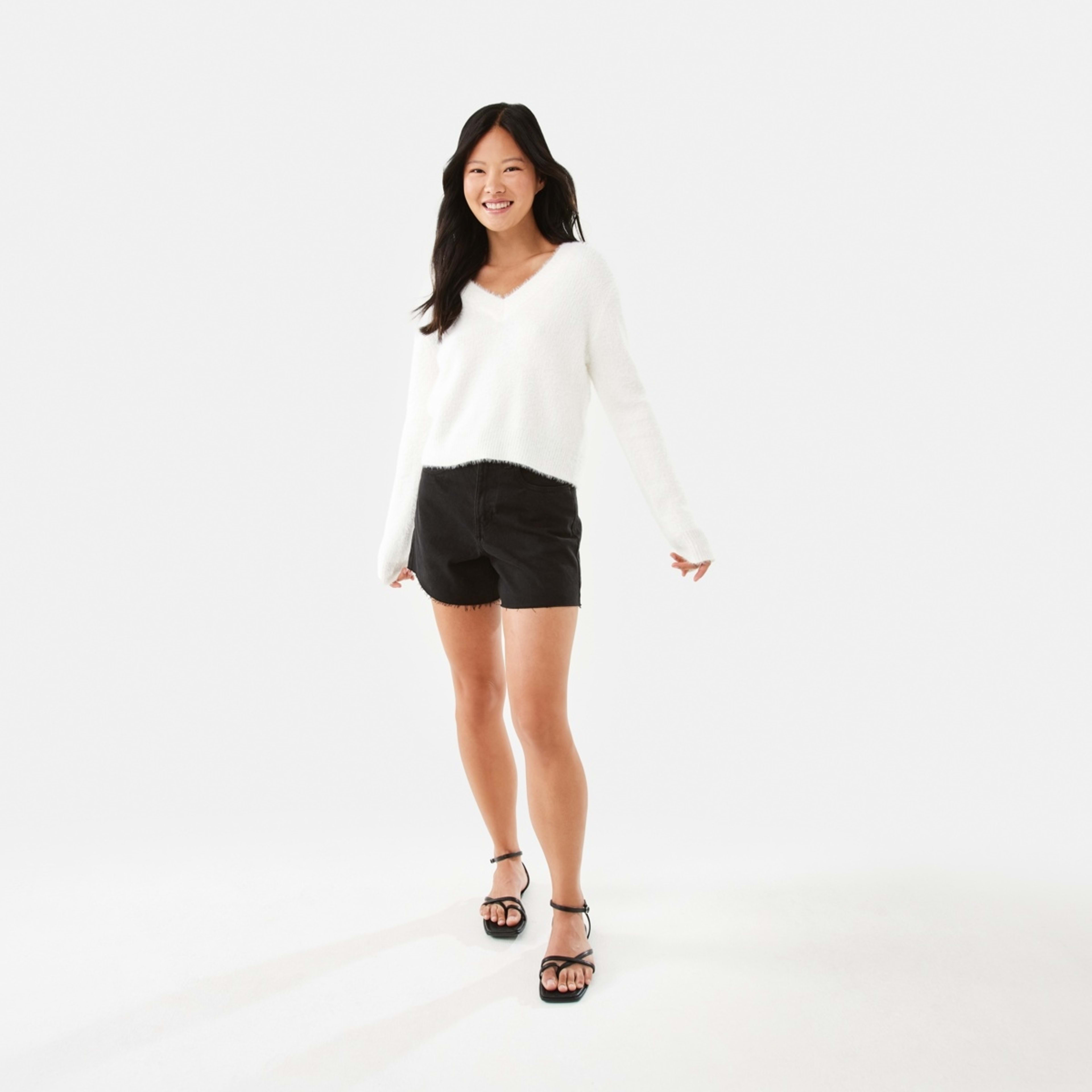 2 Raw Hem Denim Shorts Black Wash, 2 of 7