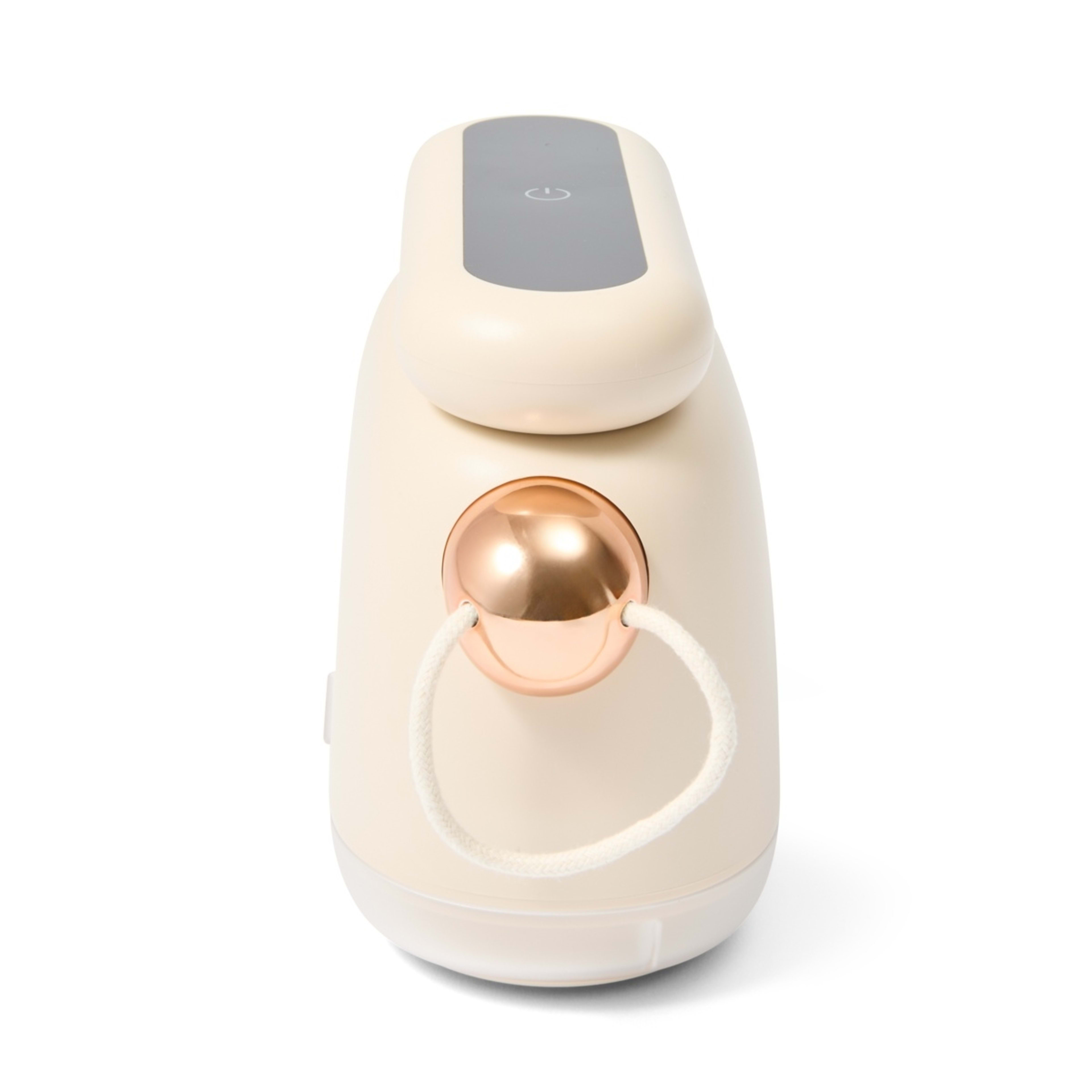 5 Rechargeable Dual Fabric Shaver, 5 of 10