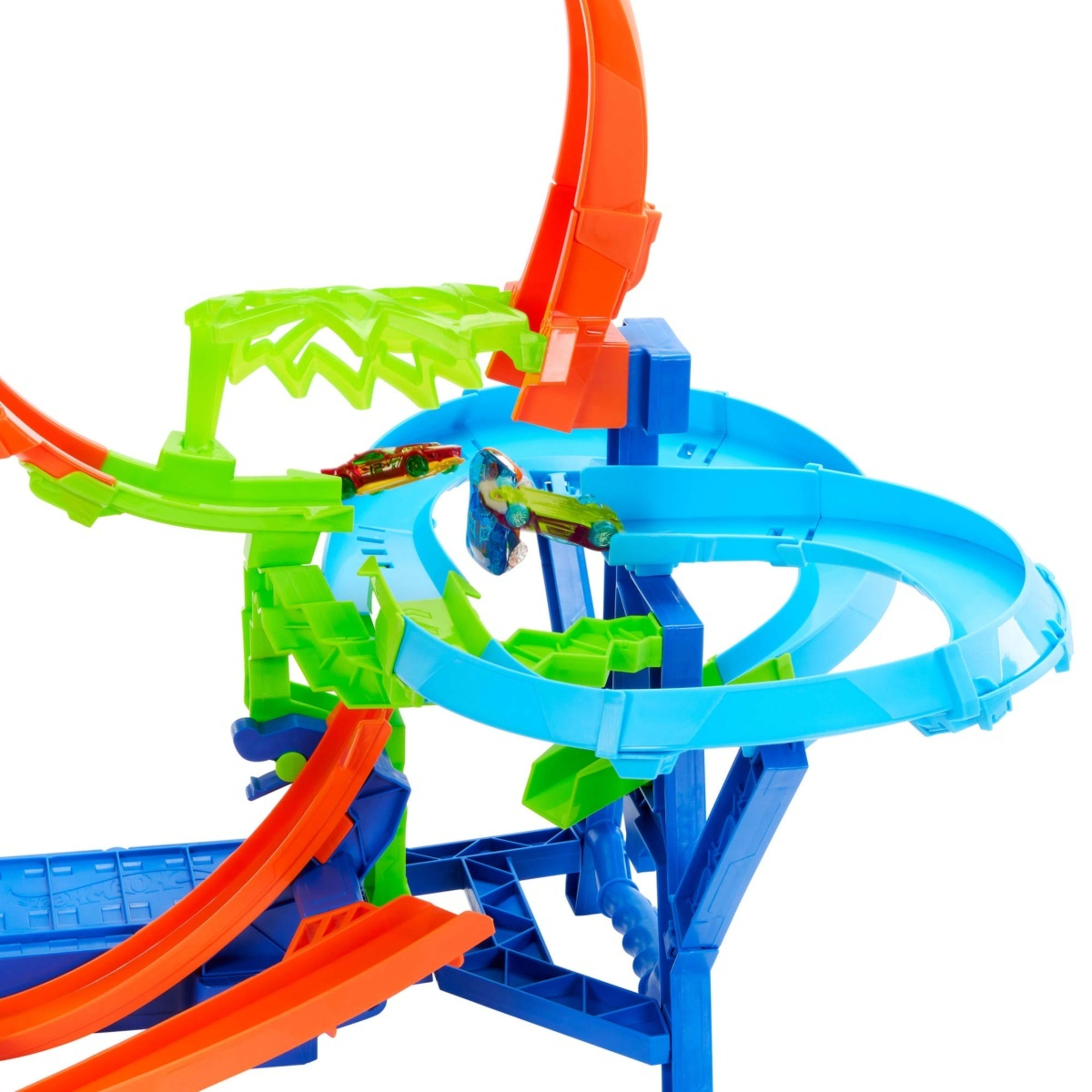 4 Hot Wheels Stunt Tracks Mid-Air Crash Playset, 4 of 6