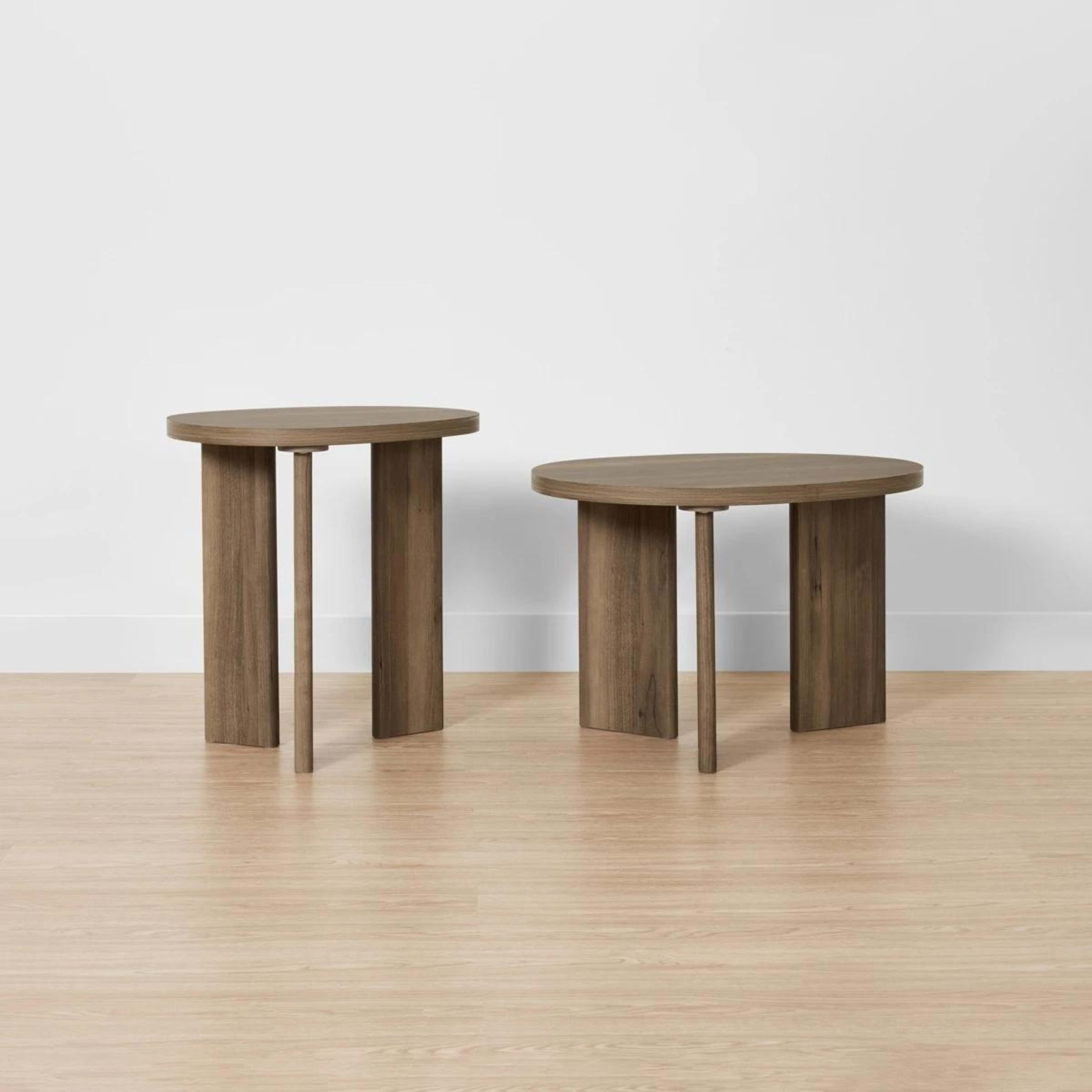 7 Set of 2 Walnut Side Tables, 7 of 10