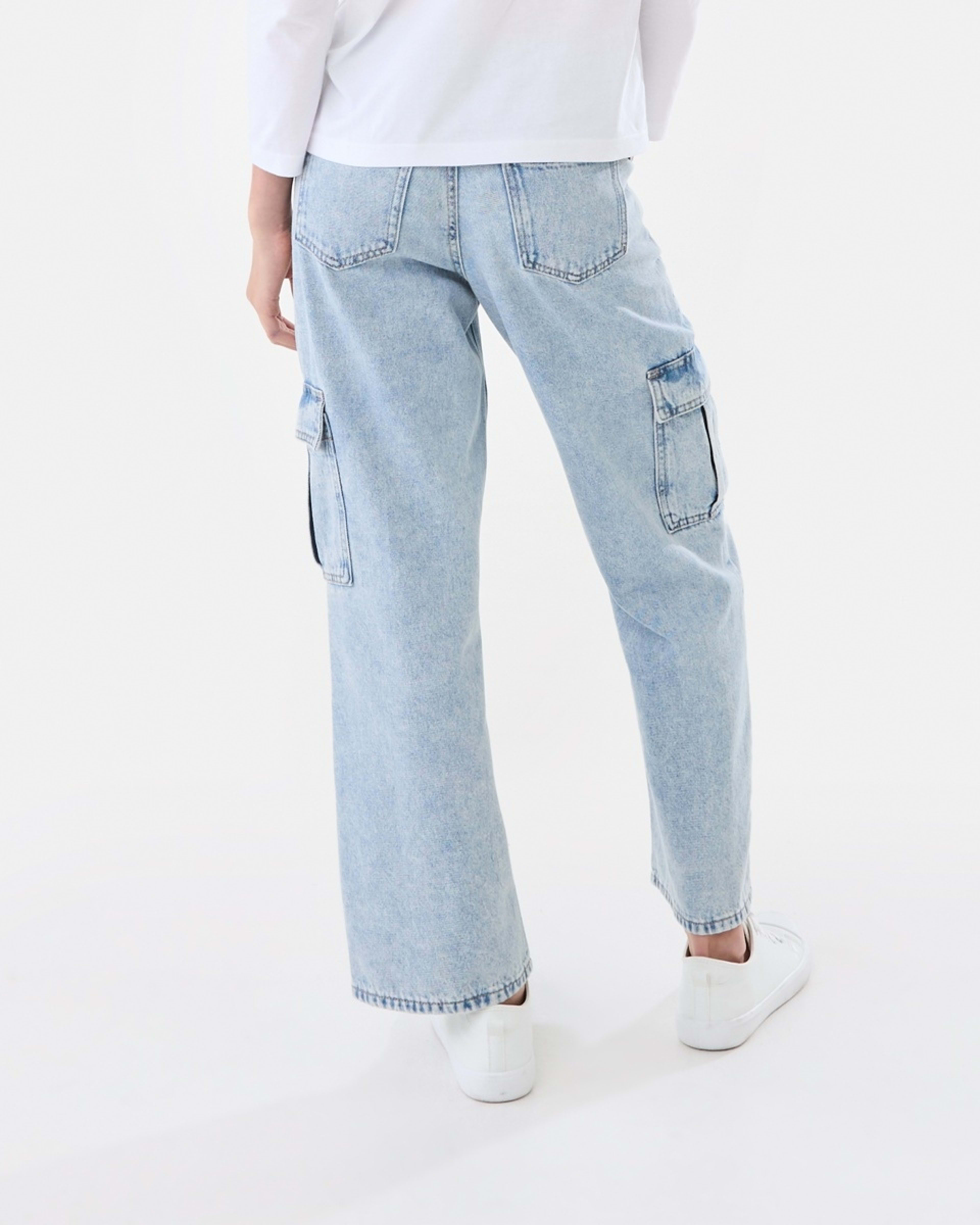2 Cargo Jeans Light Wash, 2 of 9