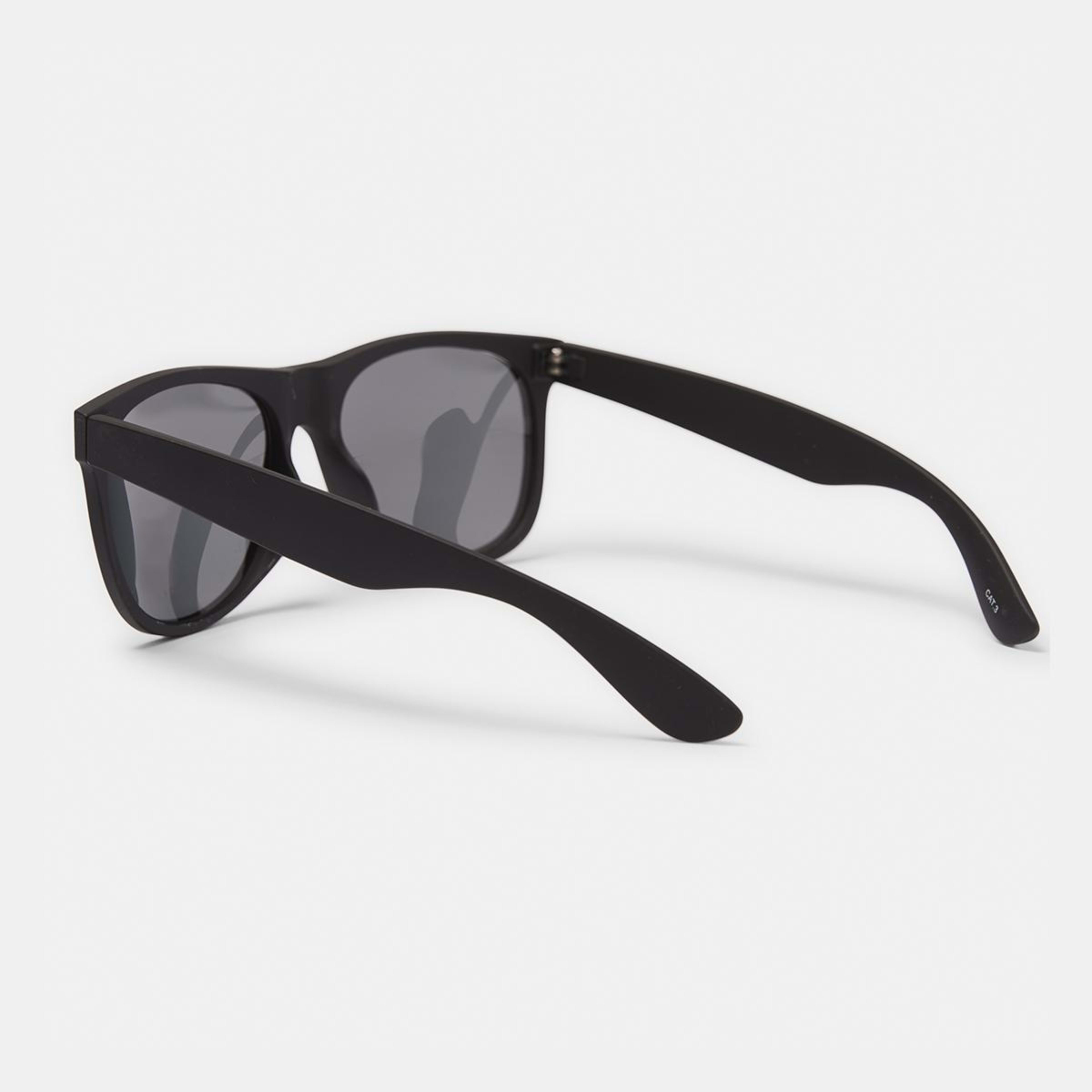 3 Polarised D Frame Sunglasses Black, 3 of 6