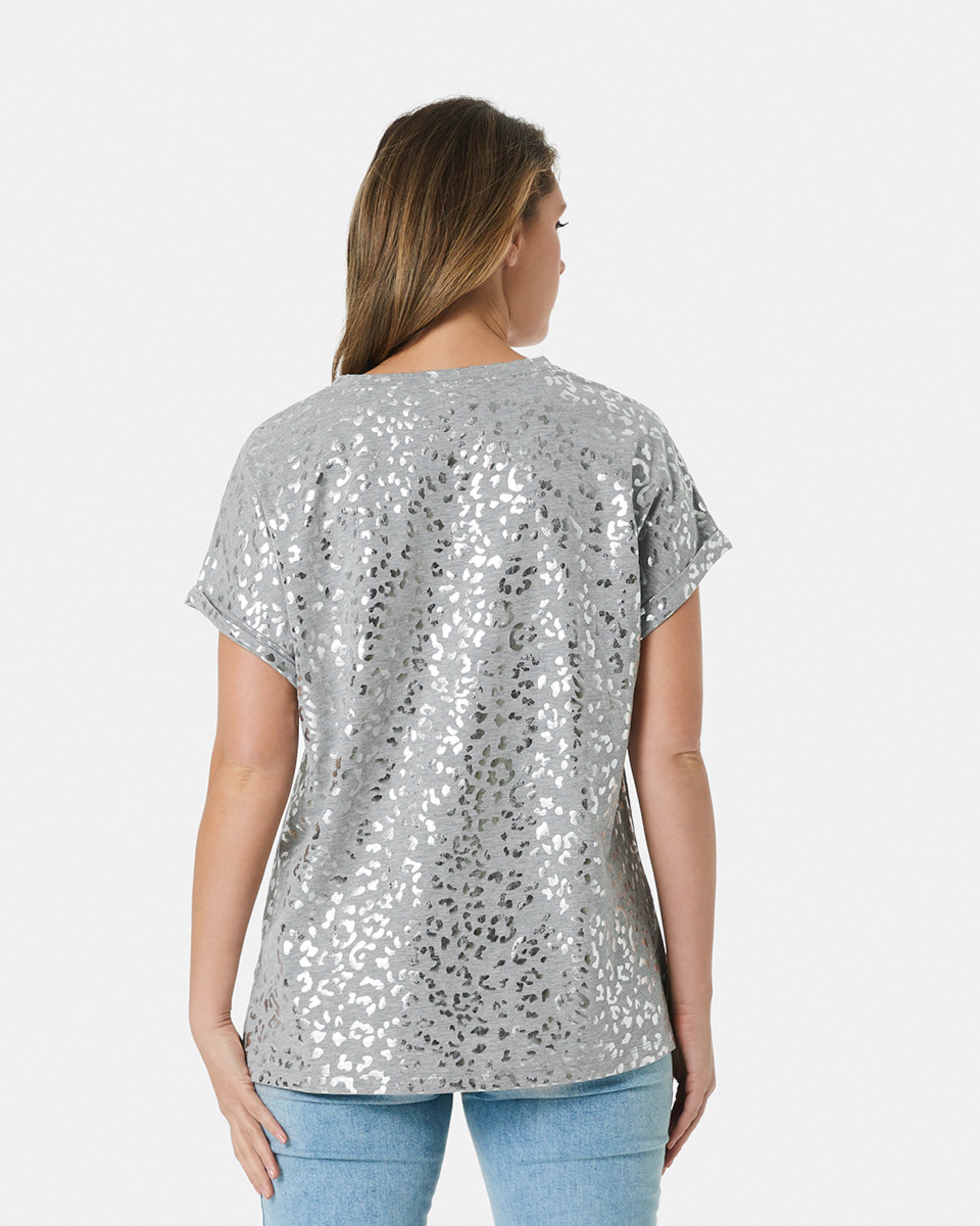 3 Short Sleeve V-Neck Print T-shirt Foil Ani, 3 of 4