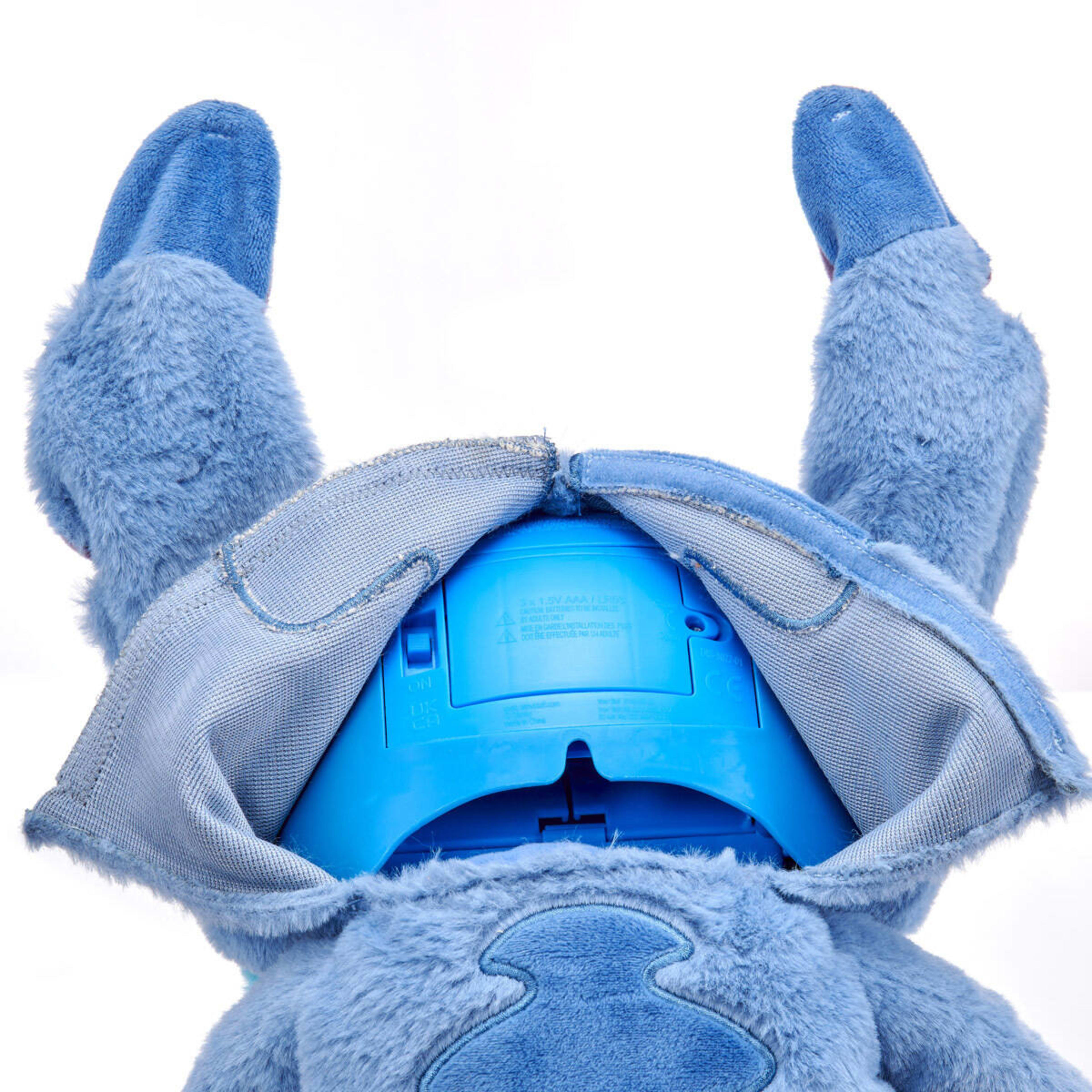 8 Disney Lilo & Stitch Real FX Puppet, 8 of 10