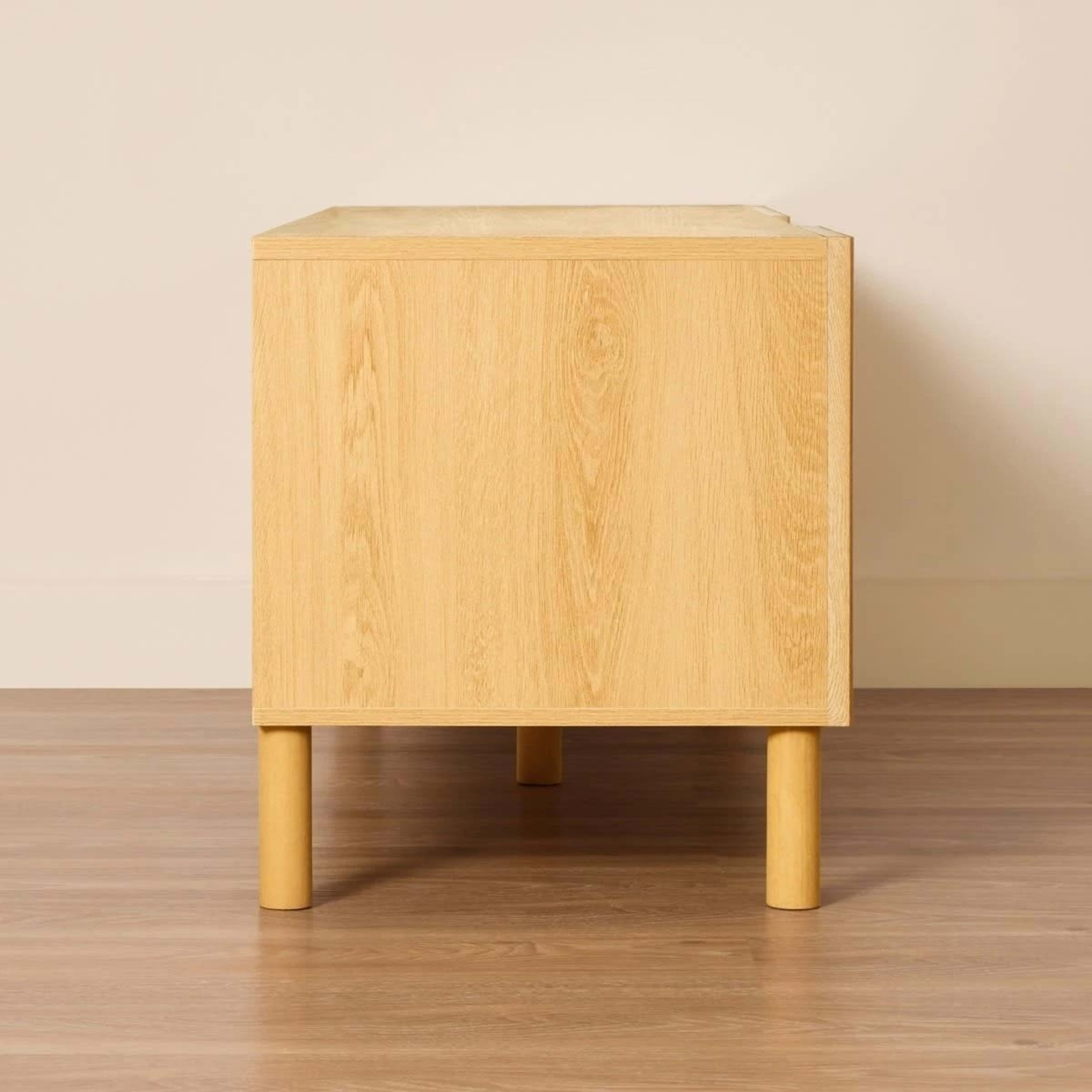 5 Ryan Entertainment Unit, 5 of 9