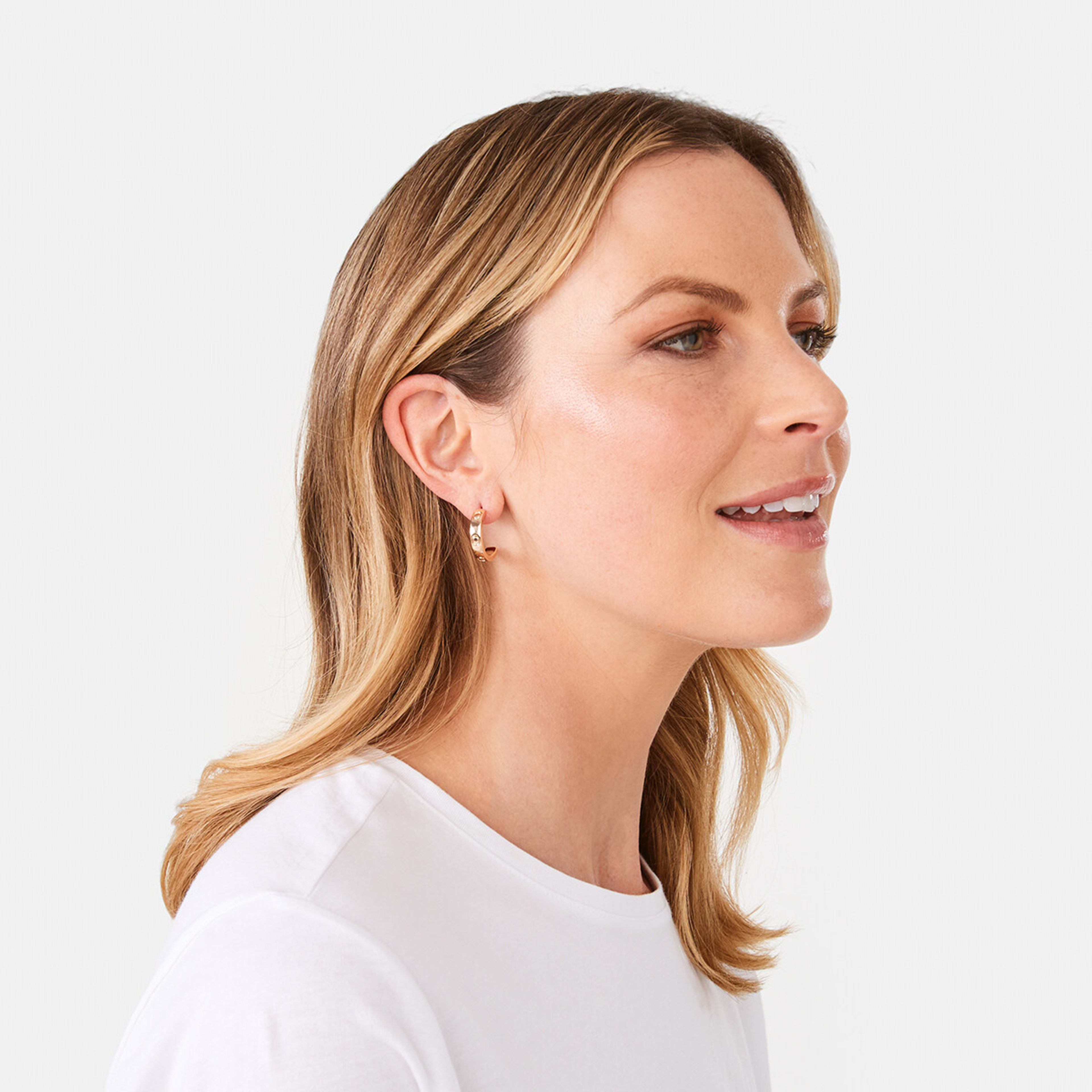 3 3 Pack Gradual Circle Hoop Earrings - Gold Tone, 3 of 4