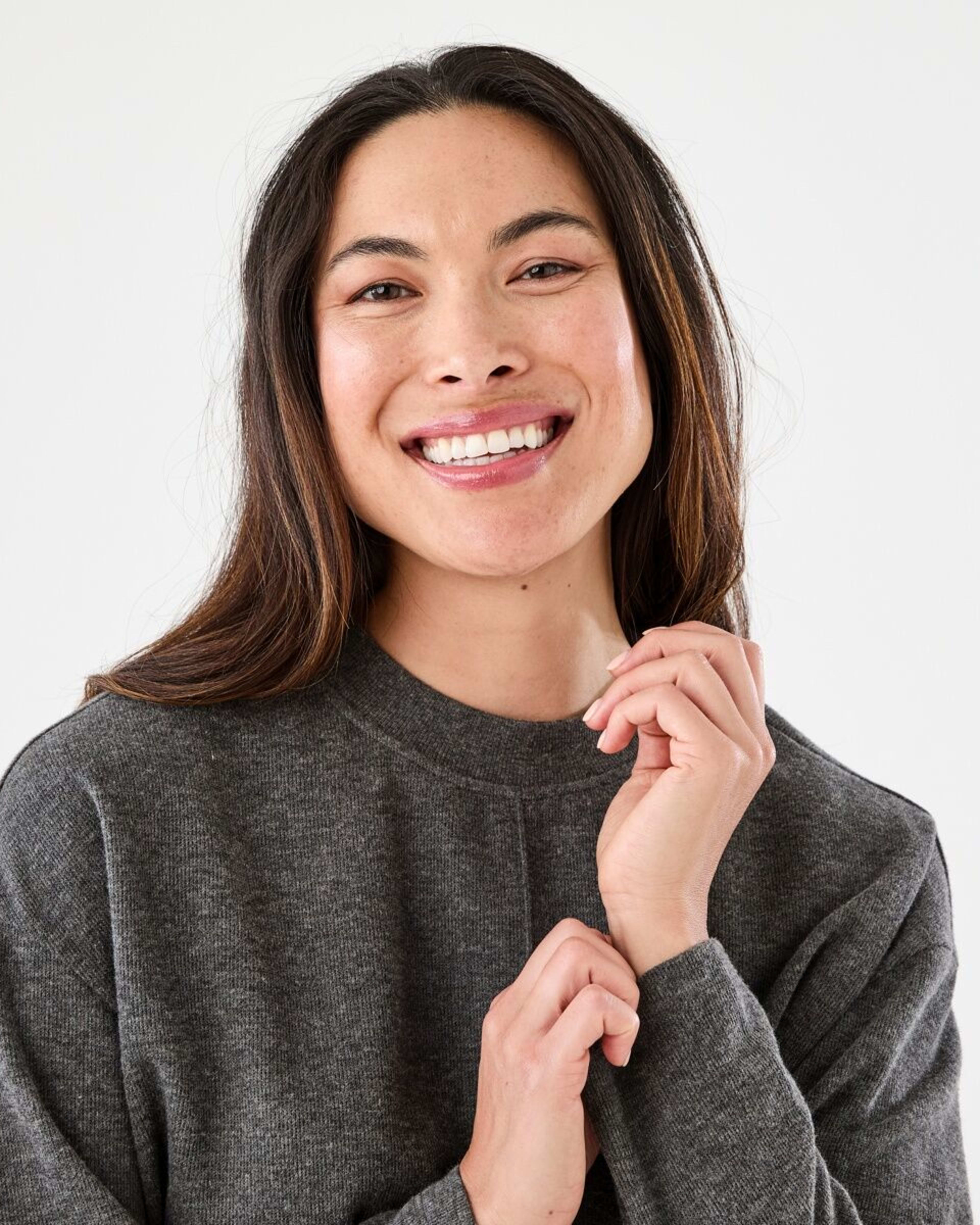 4 Long Sleeve Brushed Seam Detail Top Char Marle, 4 of 6