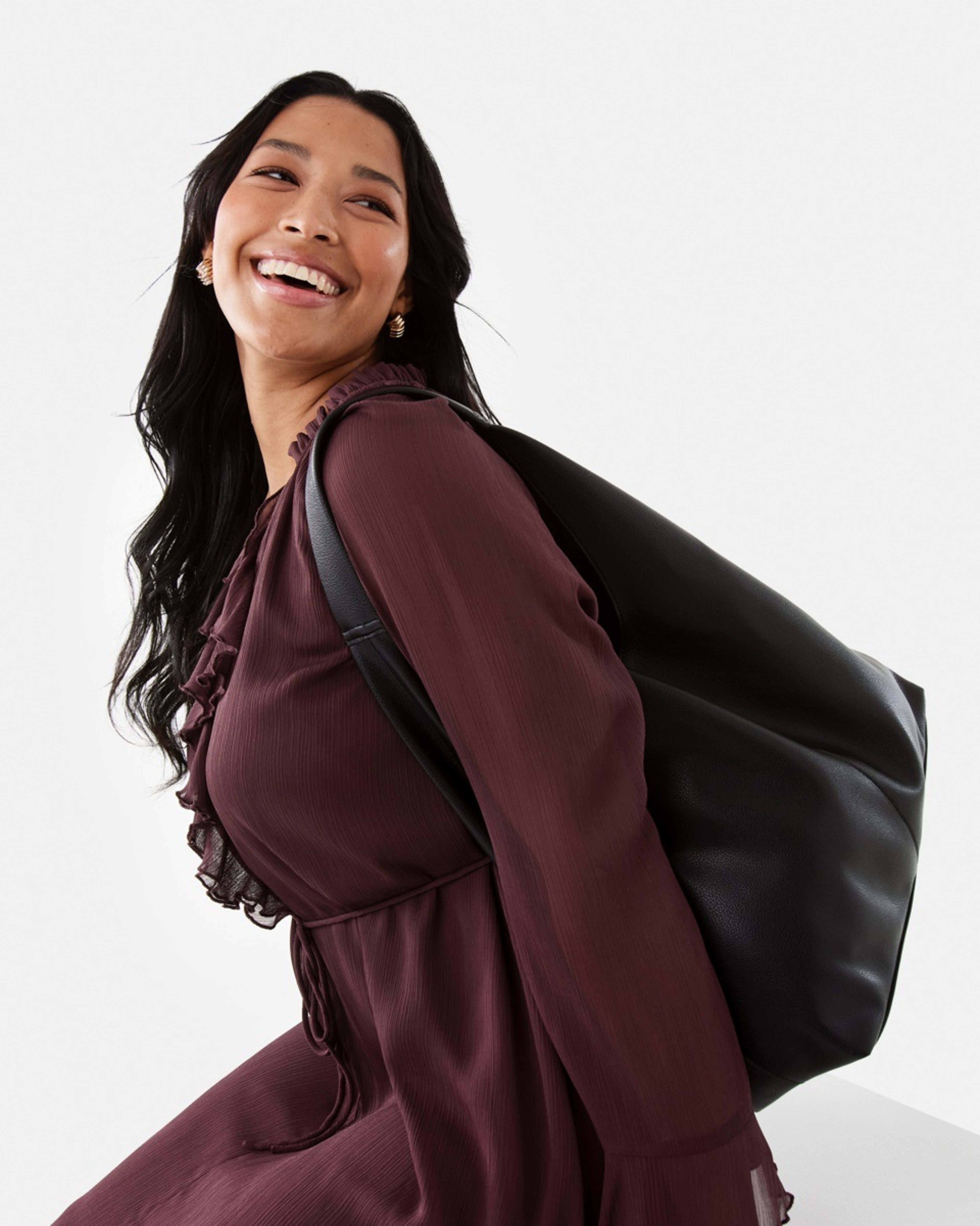 5 Slouchy Shoulder Bag BLACK, 5 of 10