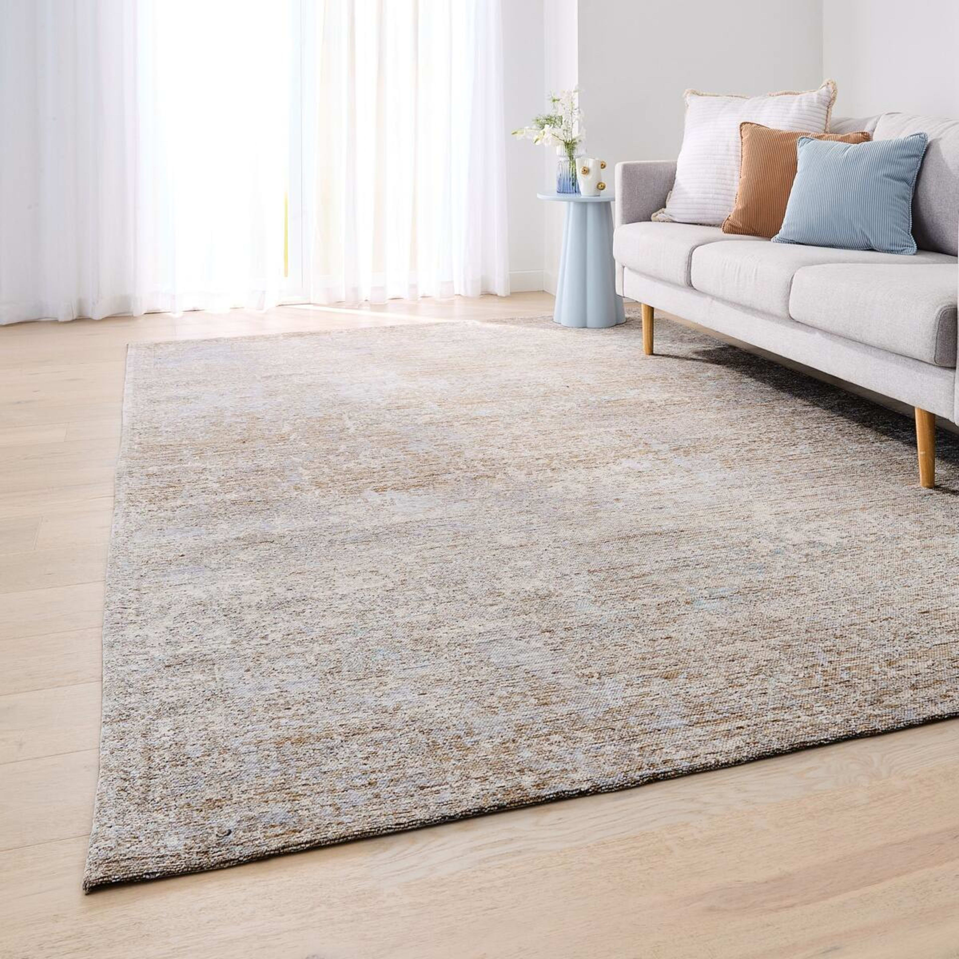 1 Balham Rug - Grey, Extra Extra Large - 300cm x 200cm, 1 of 7