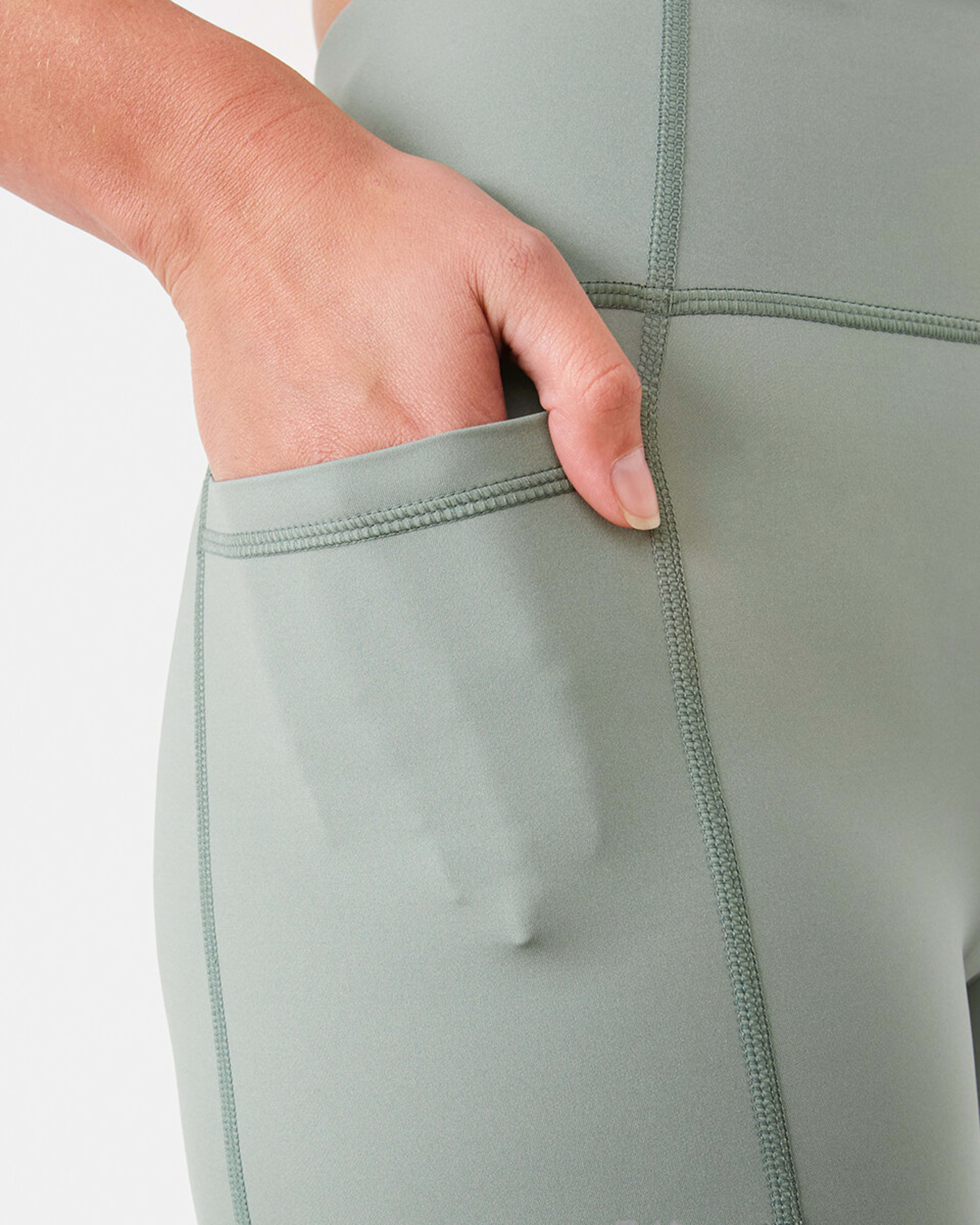 5 Active Womens Train Bike Shorts Sumer Sage, 5 of 6