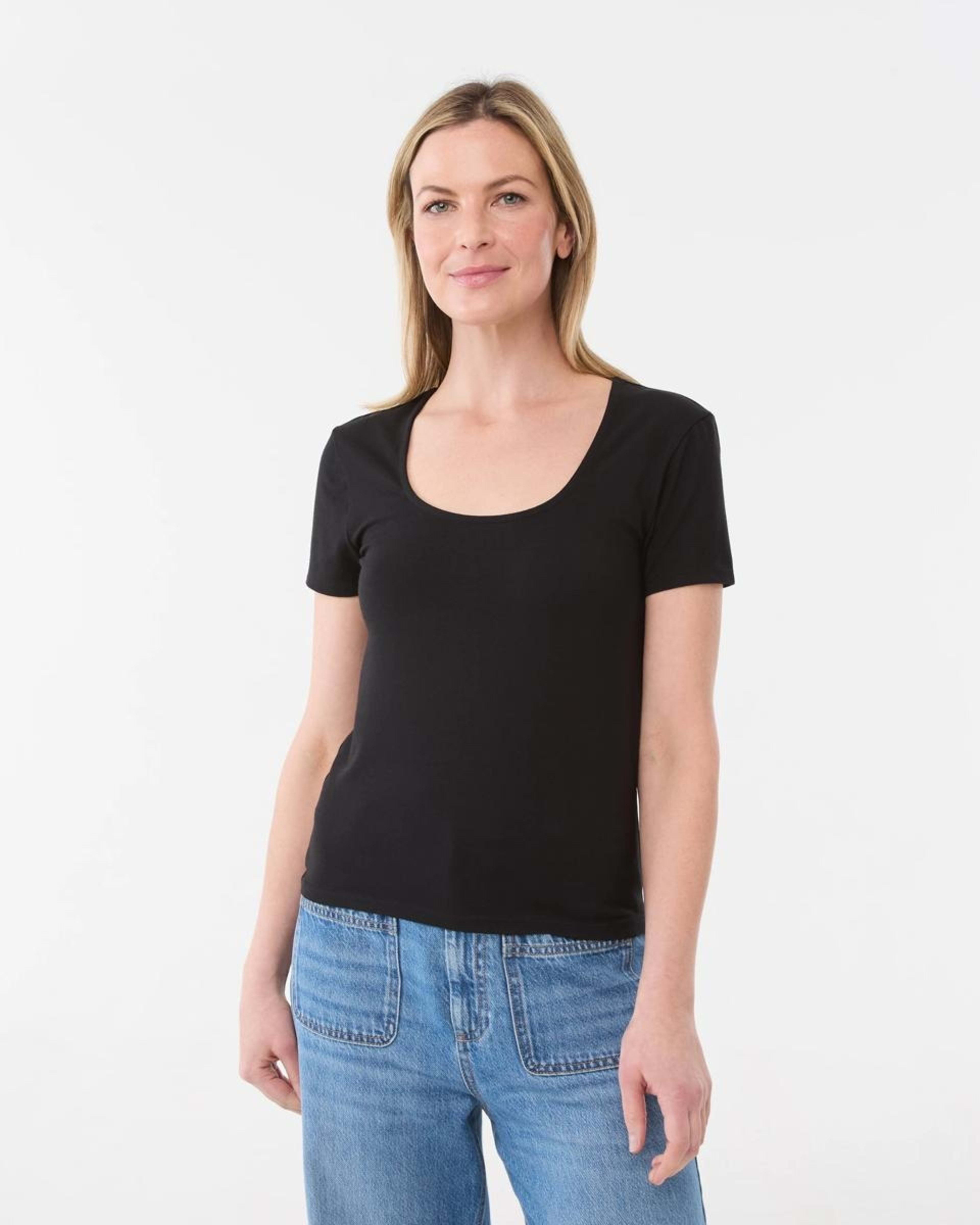1 Short Sleeve Fitted T-shirt BLACK, 1 of 5