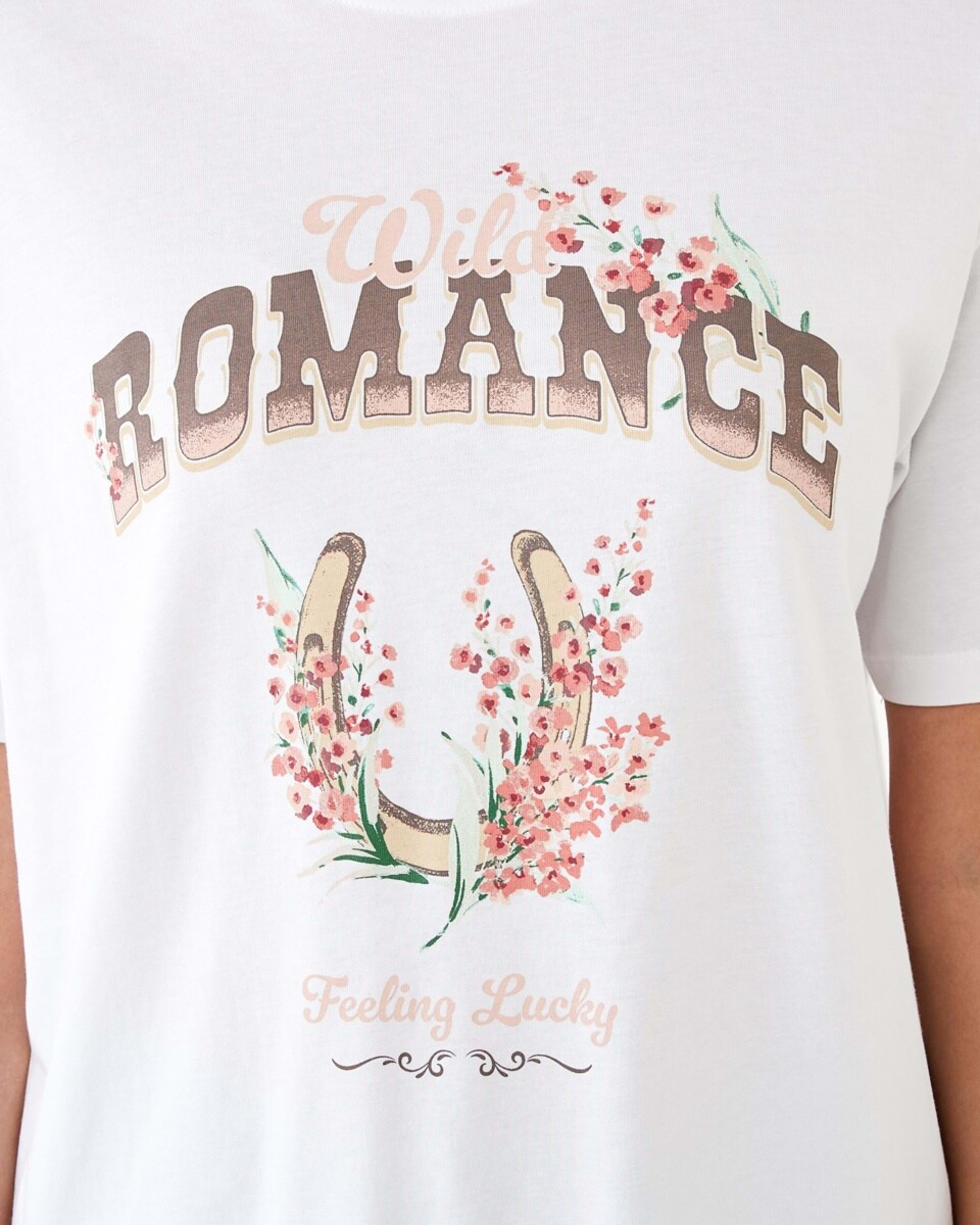 5 Short Sleeve Oversized Boyfriend T-shirt Wld Romnce, 5 of 5