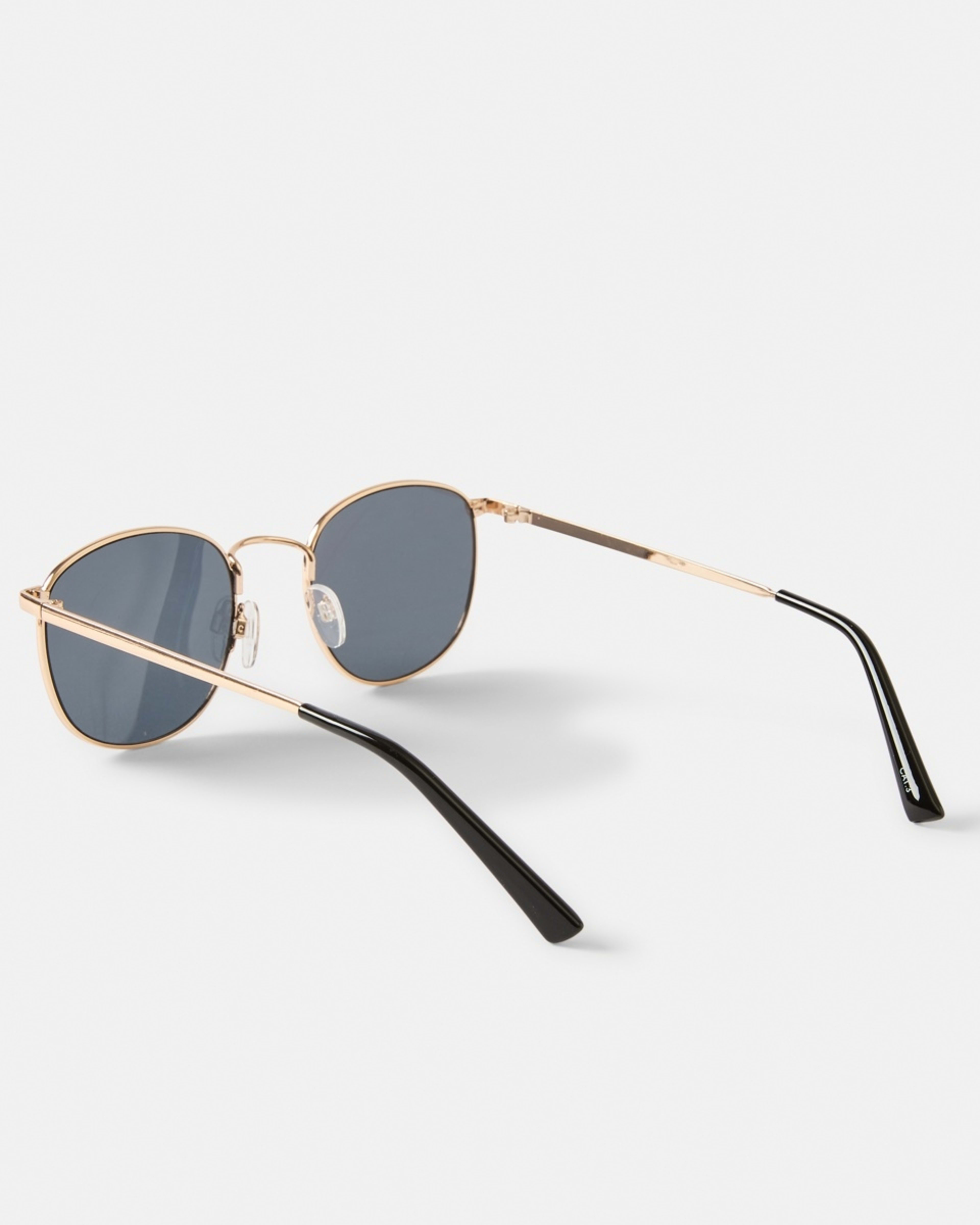 3 Classic Round Metal Sunglasses Gold, 3 of 6