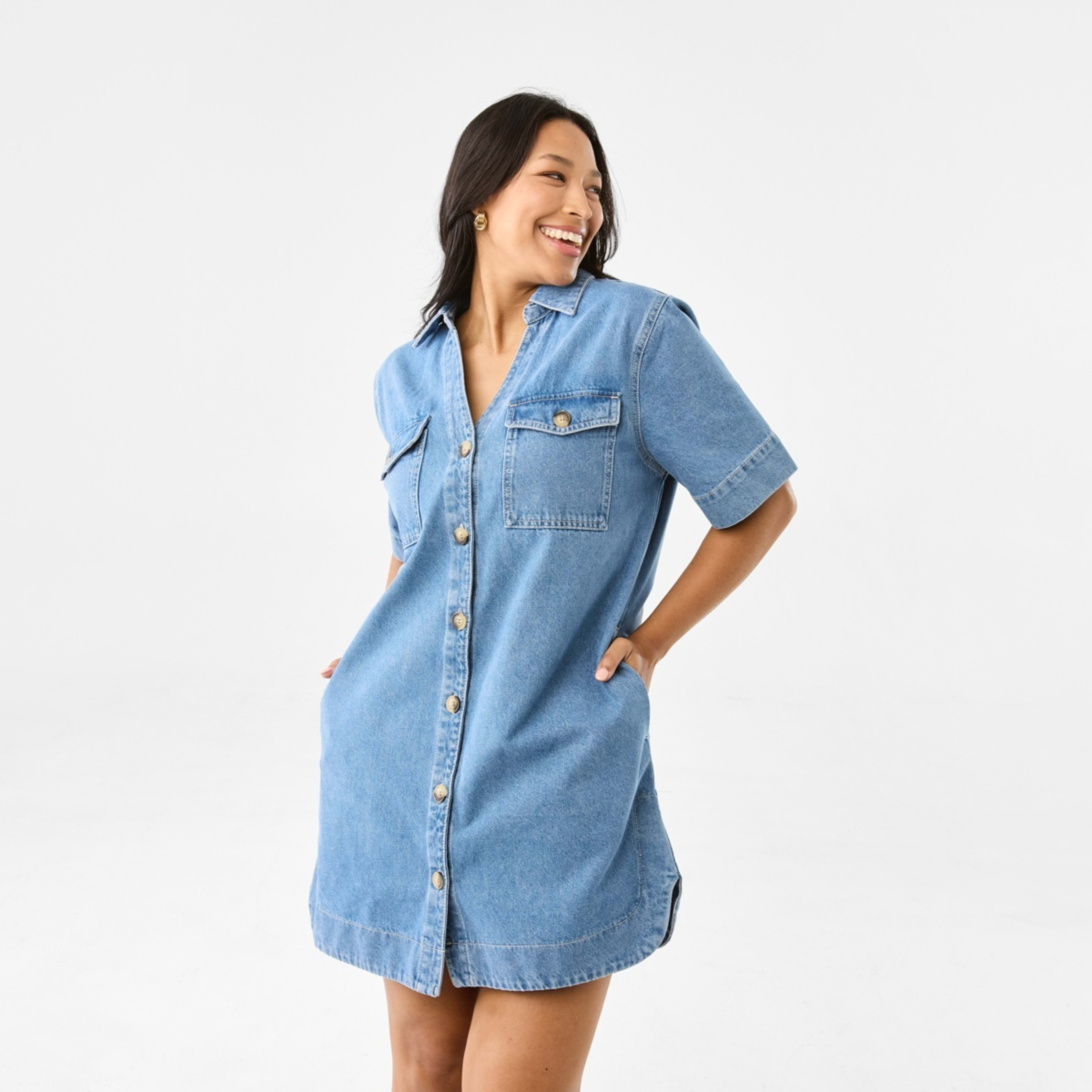 1 Short Sleeve Boxy Denim Mini Dress Light Wash, 1 of 11