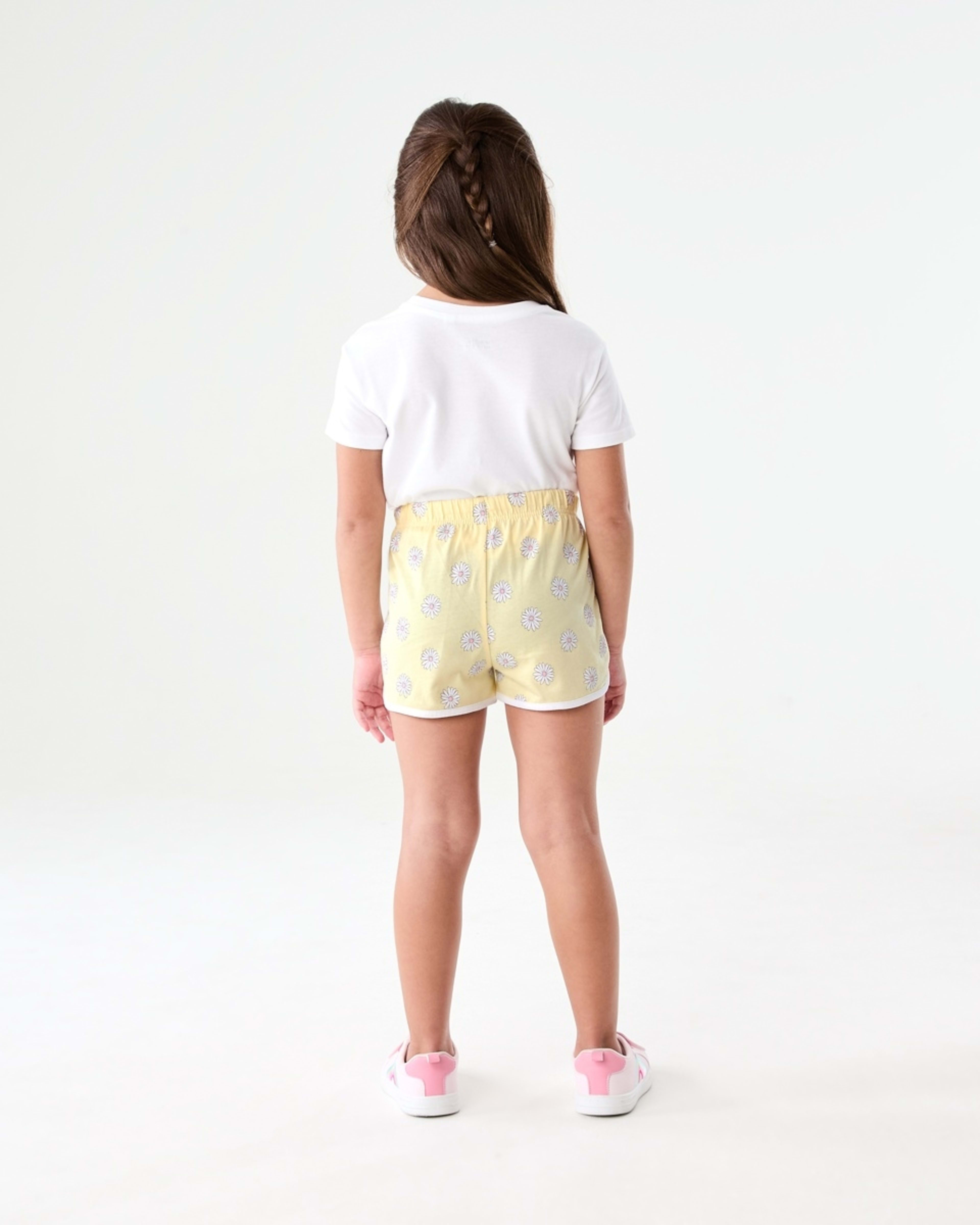 6 Print Jersey Shorts BLOOMING DAISIES BUTTER CREAM, 6 of 6