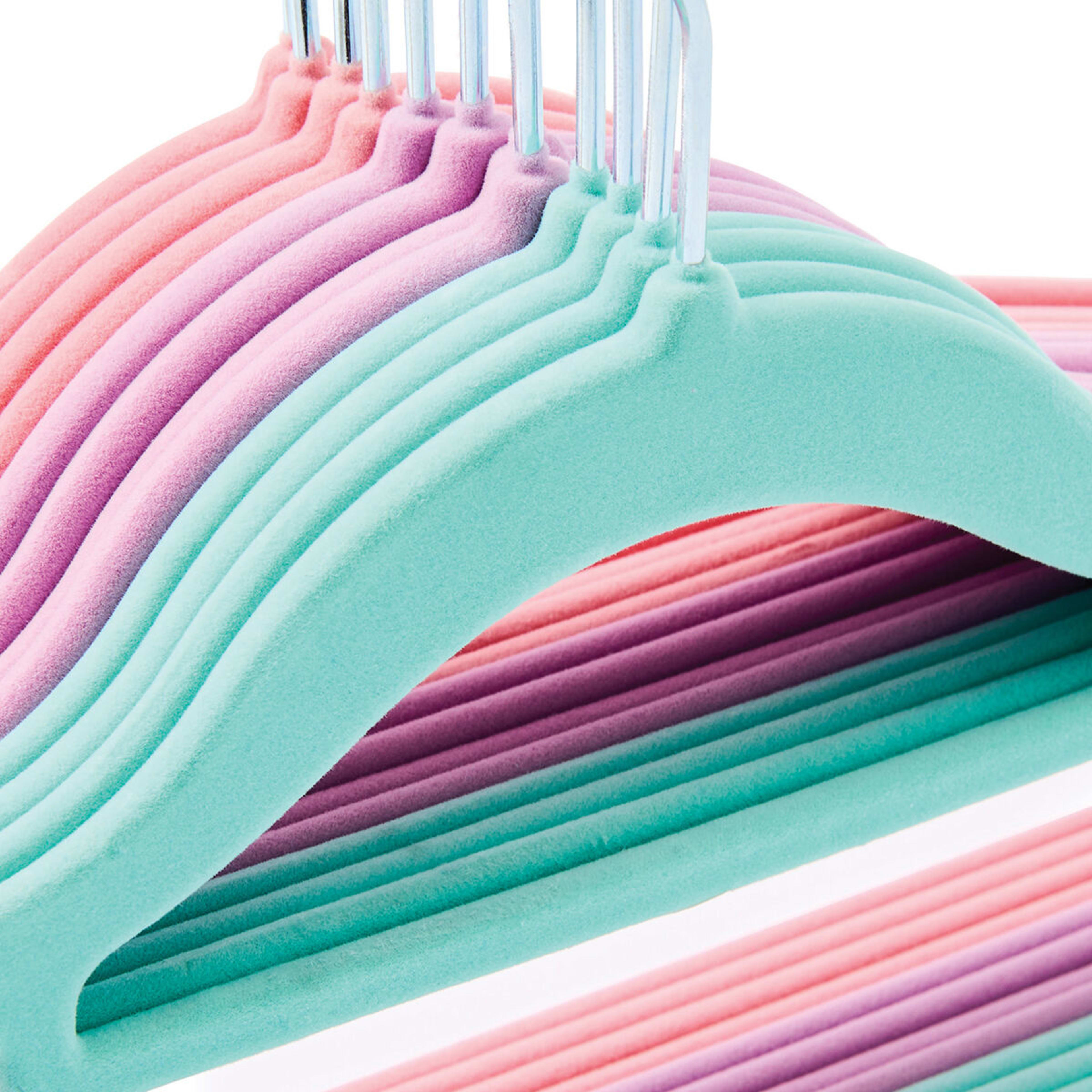 7 12 Pack Flocked Hangers, 7 of 8