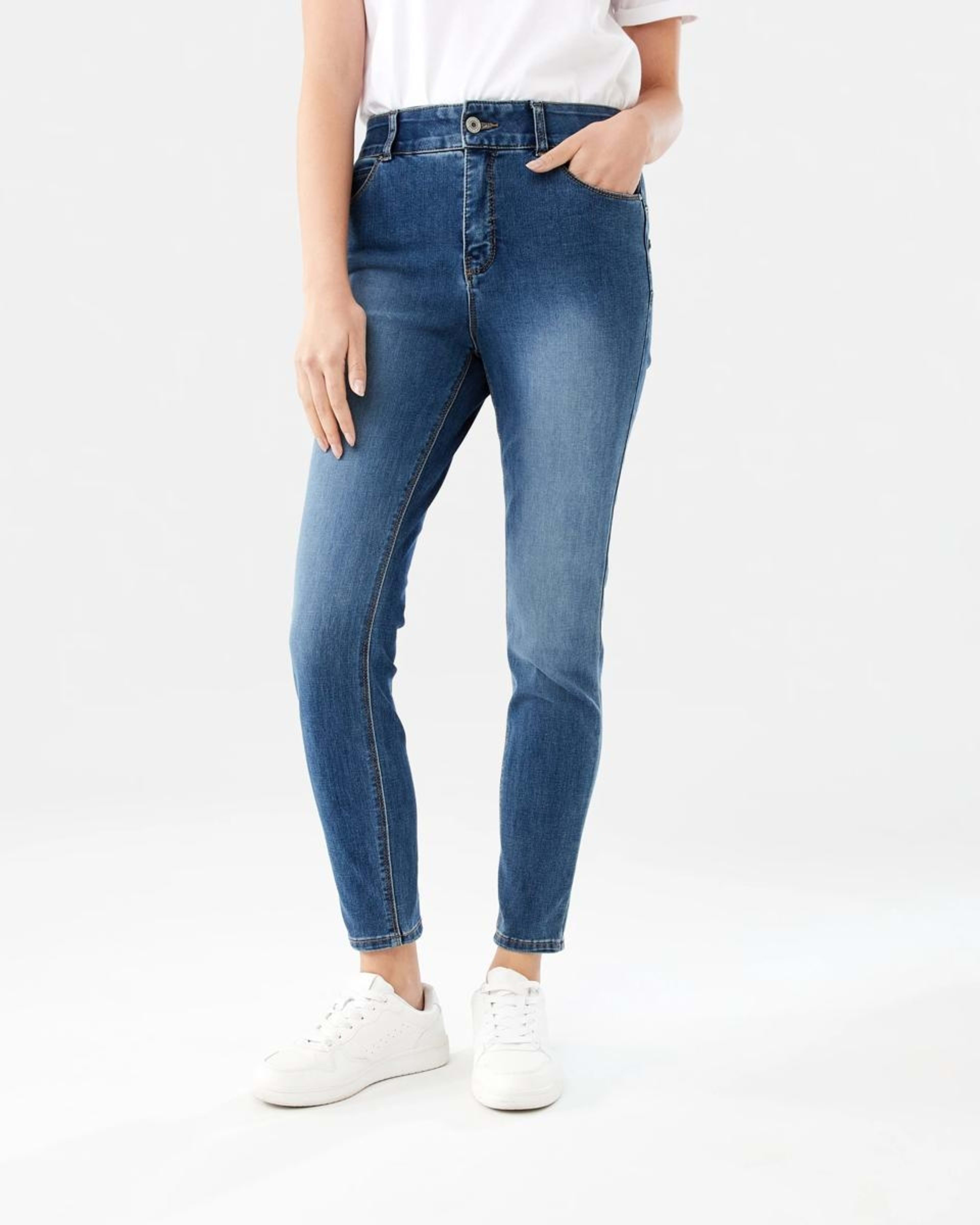 1 Shapewear Jeans MID WASH, 1 of 8