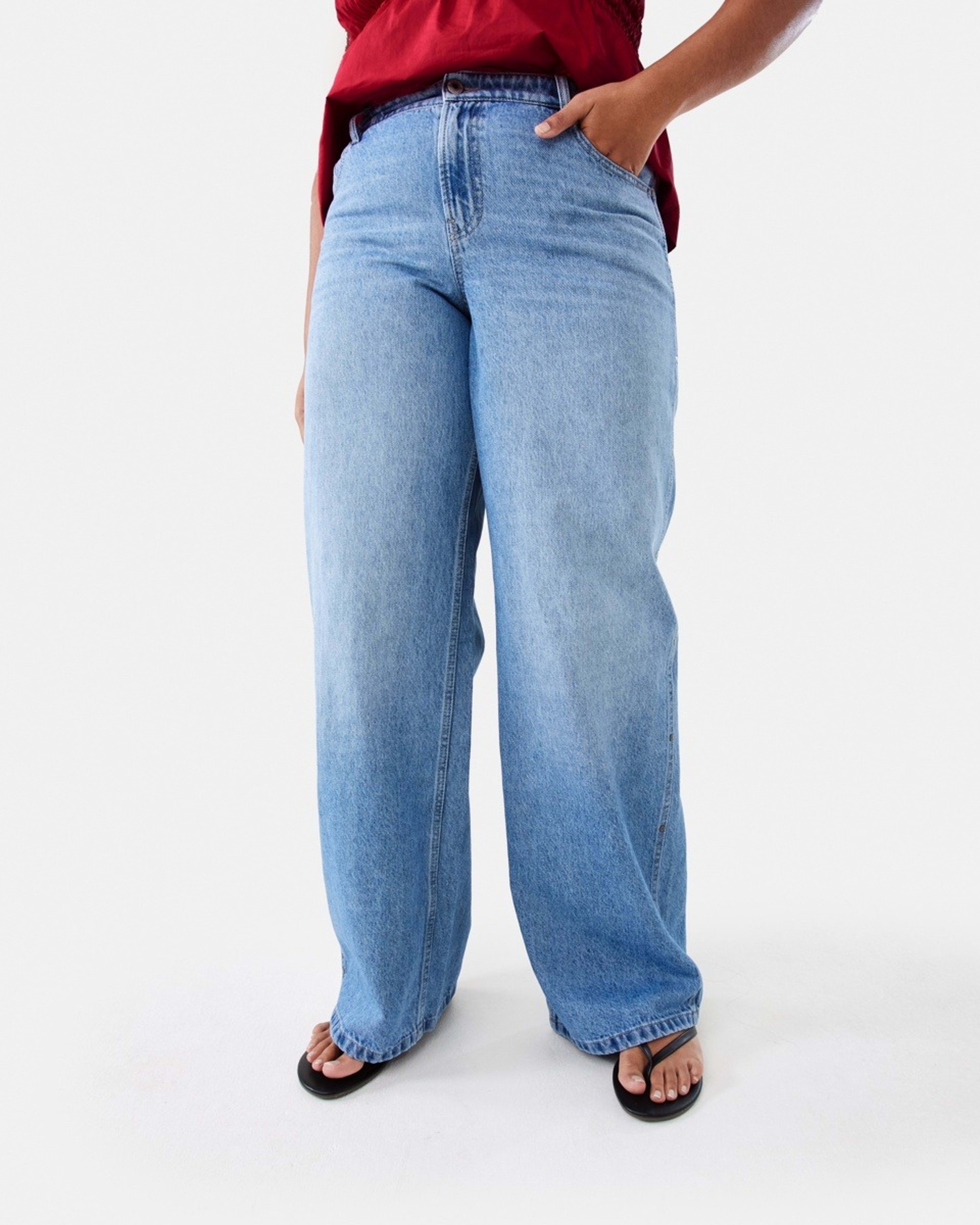 3 Straight Leg Stud Jeans Mid Wash, 3 of 9