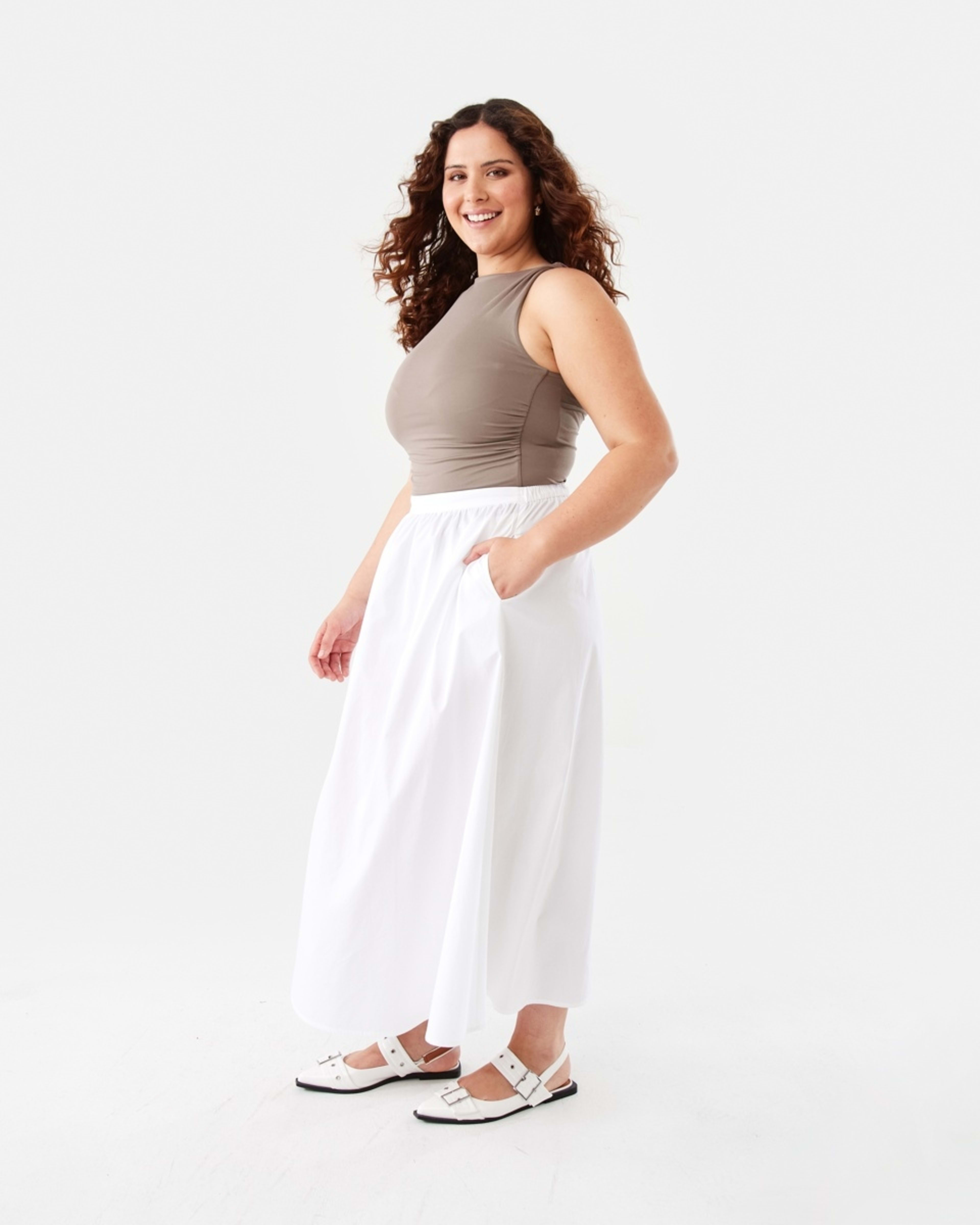 3 Sleeveless Twist Detail Bodysuit Taupe Brn, 3 of 7