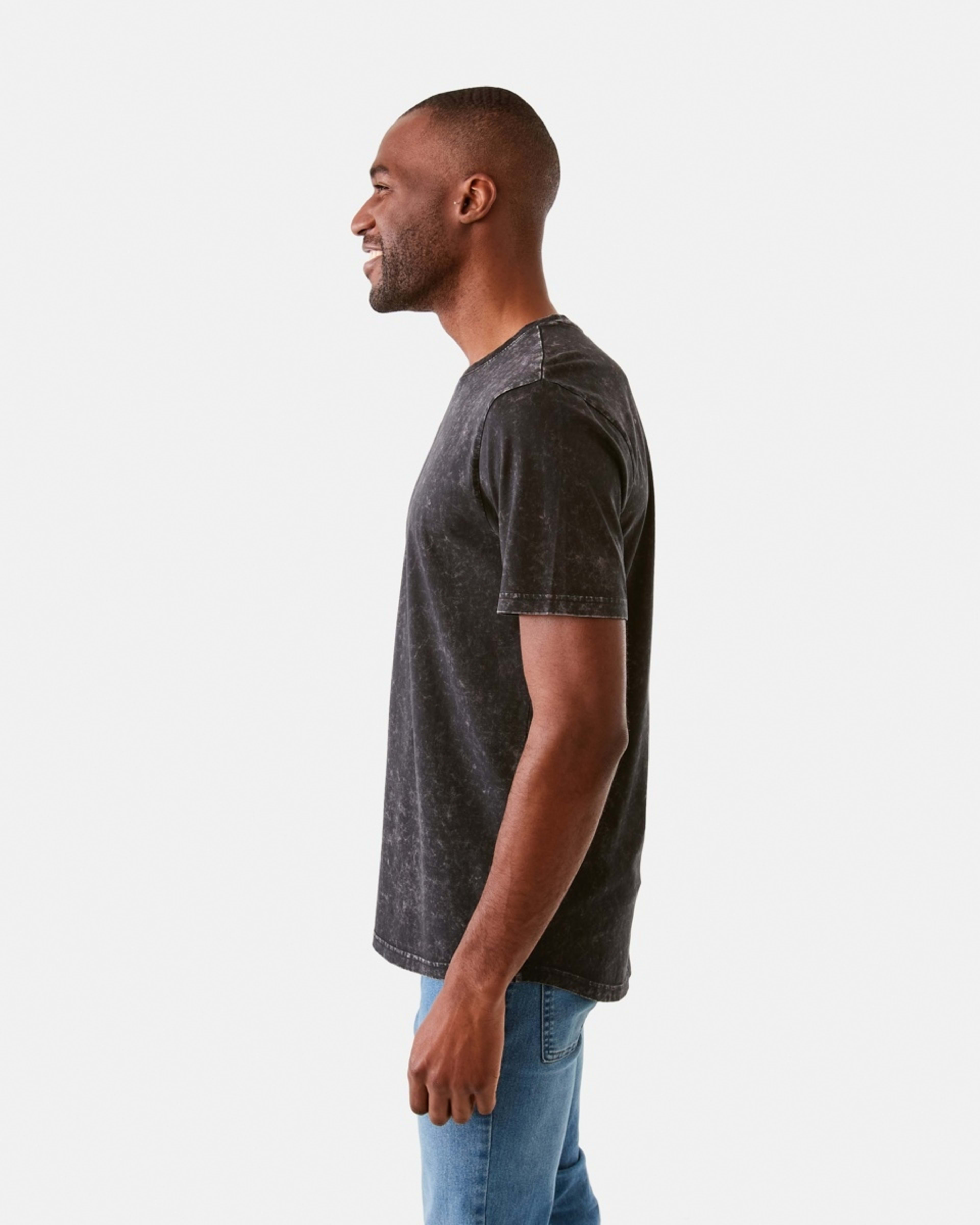 2 Acid Wash Curved Hem T-shirt Black, 2 of 5