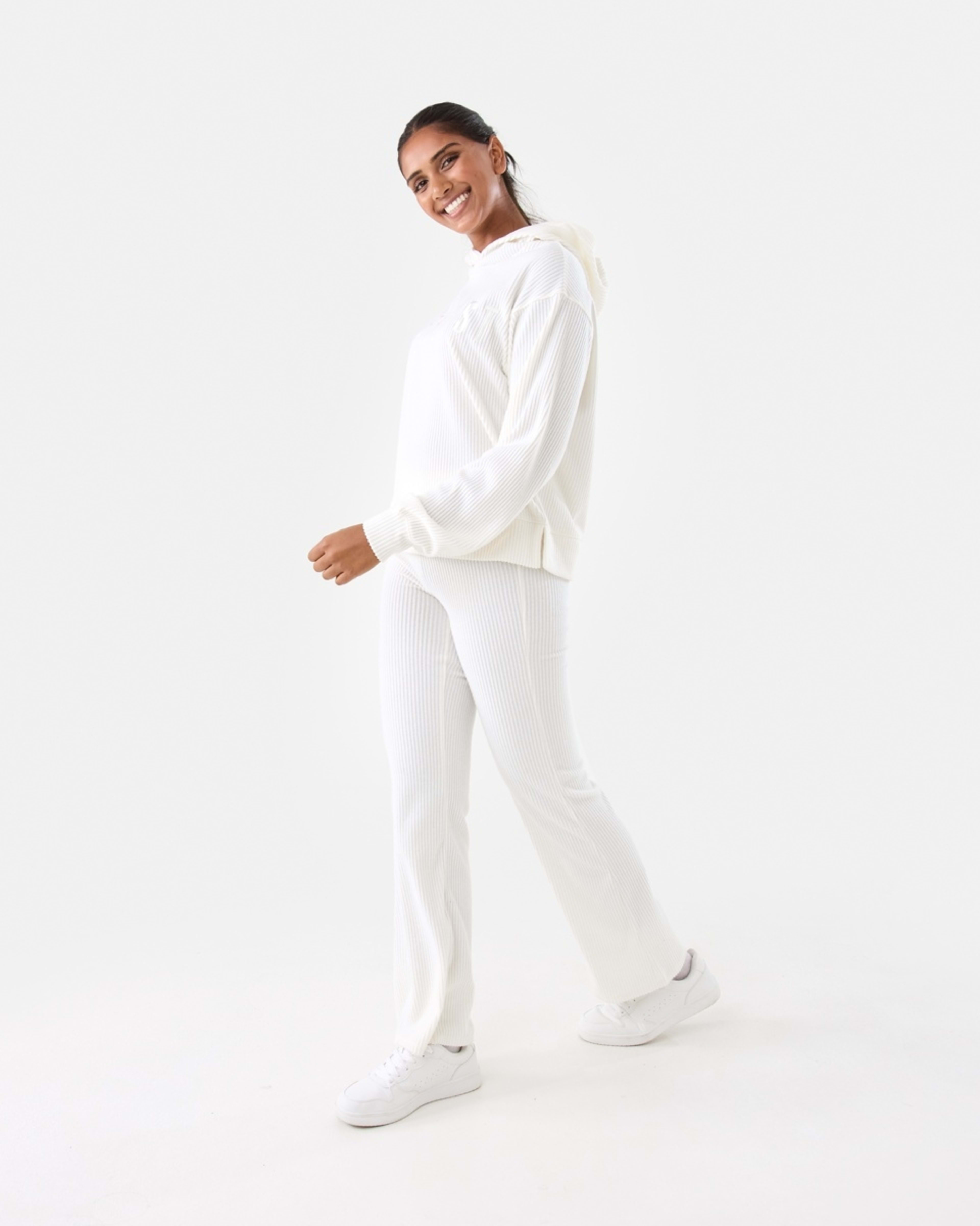 3 Everlast Womens Ribbed Luxe Flare Trackpants Bone, 3 of 5