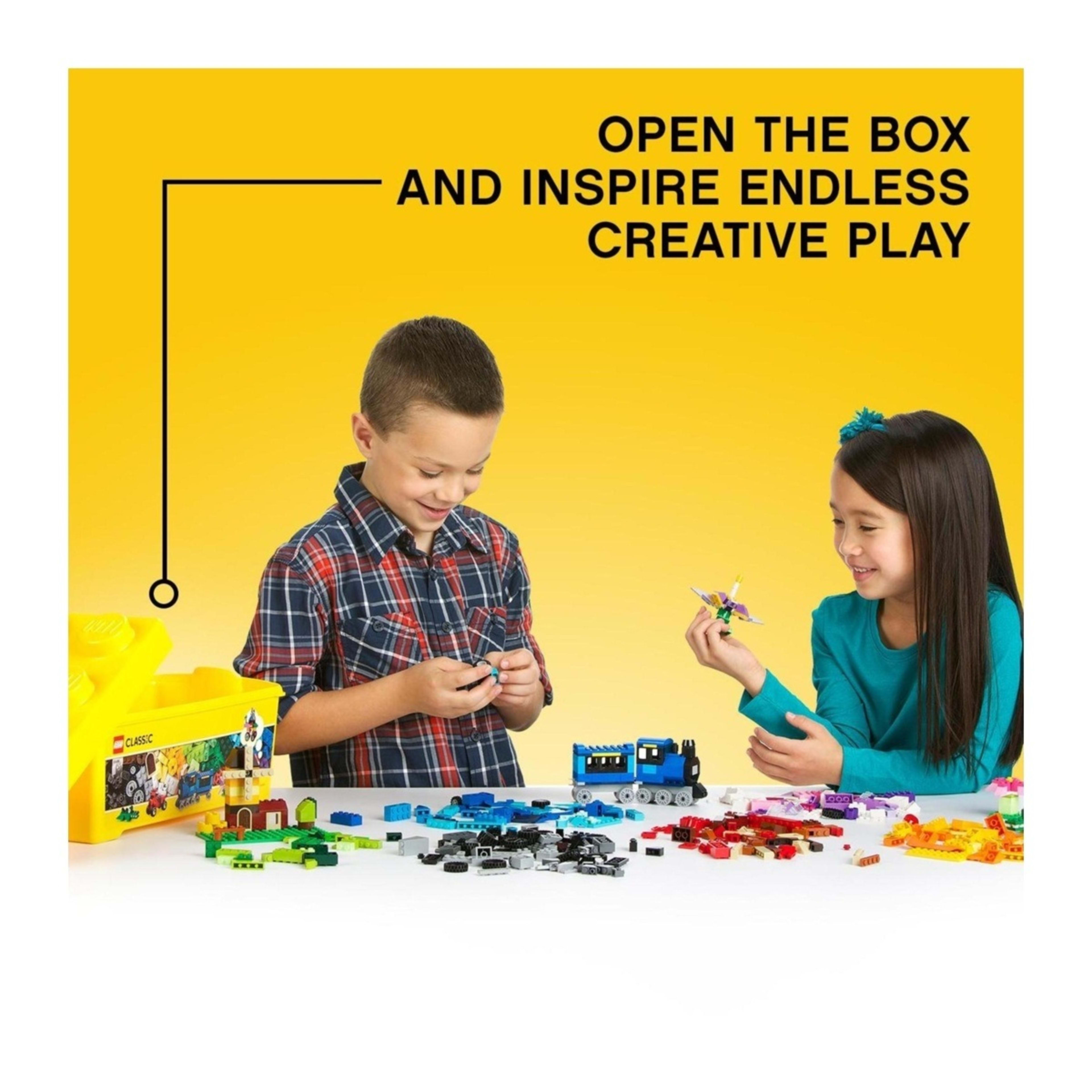 3 LEGO Classic Medium Creative Brick Box 10696, 3 of 11