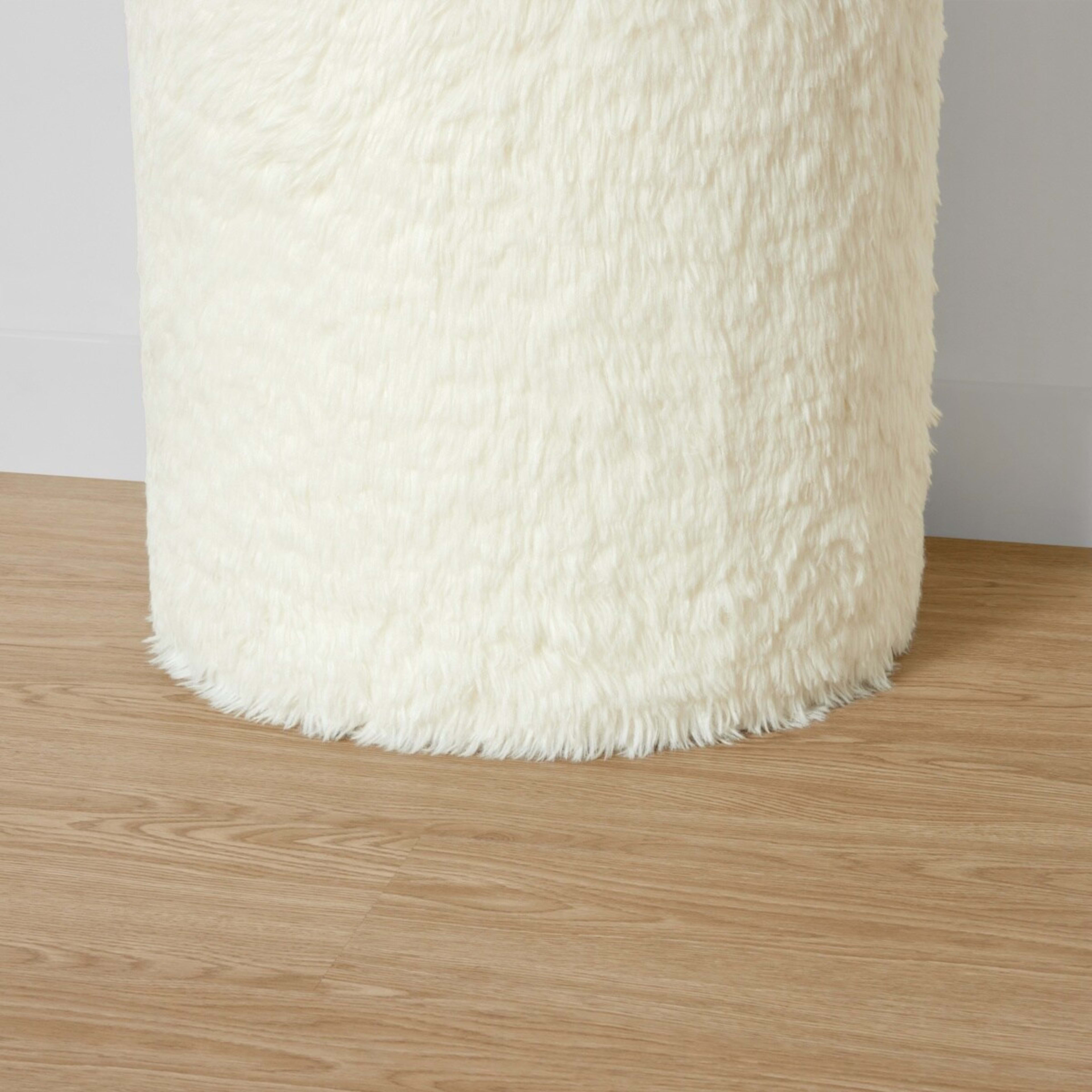 5 Fluffy Ottoman, 5 of 7