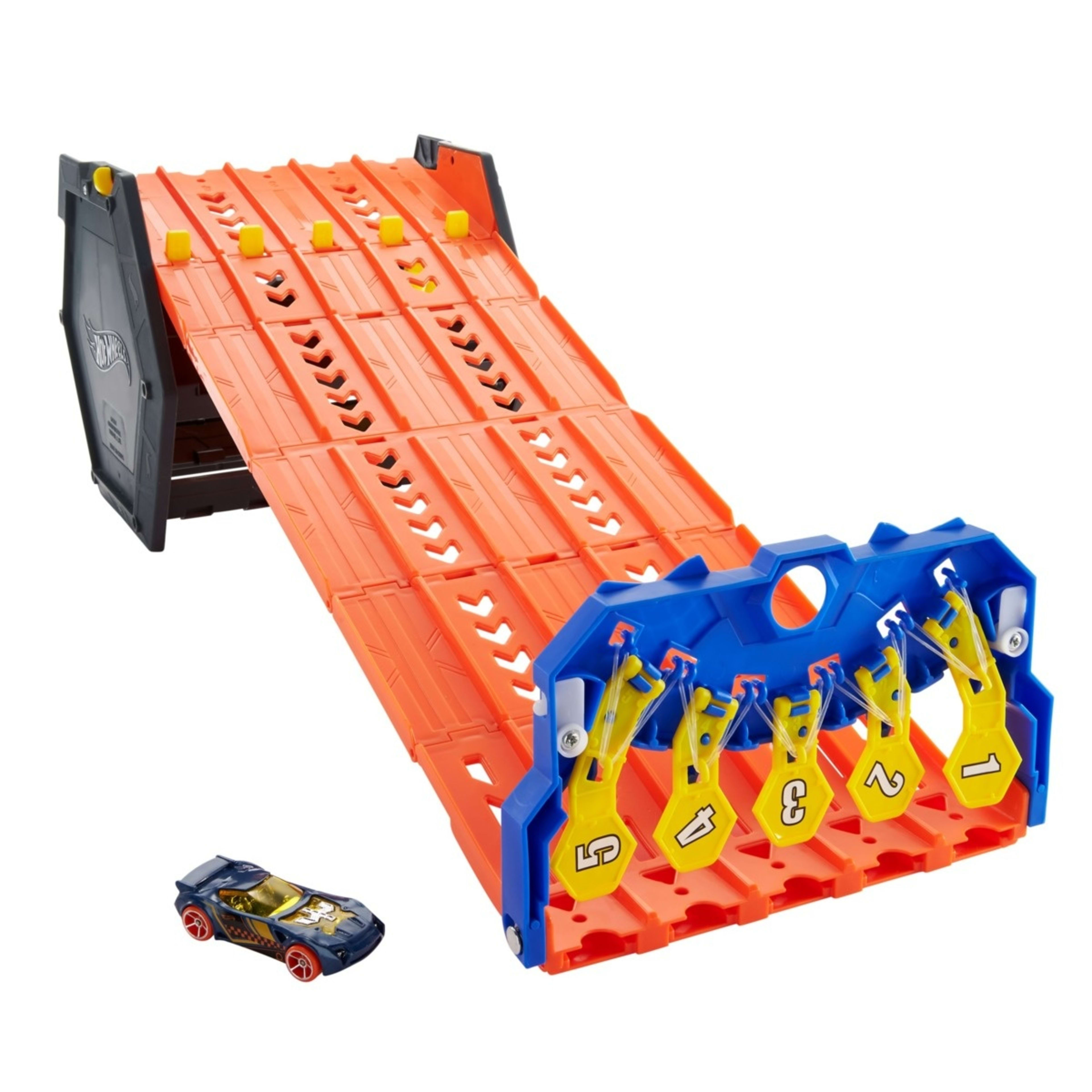 5 Hot Wheels Action Roll Out Raceway Track Set, 5 of 6