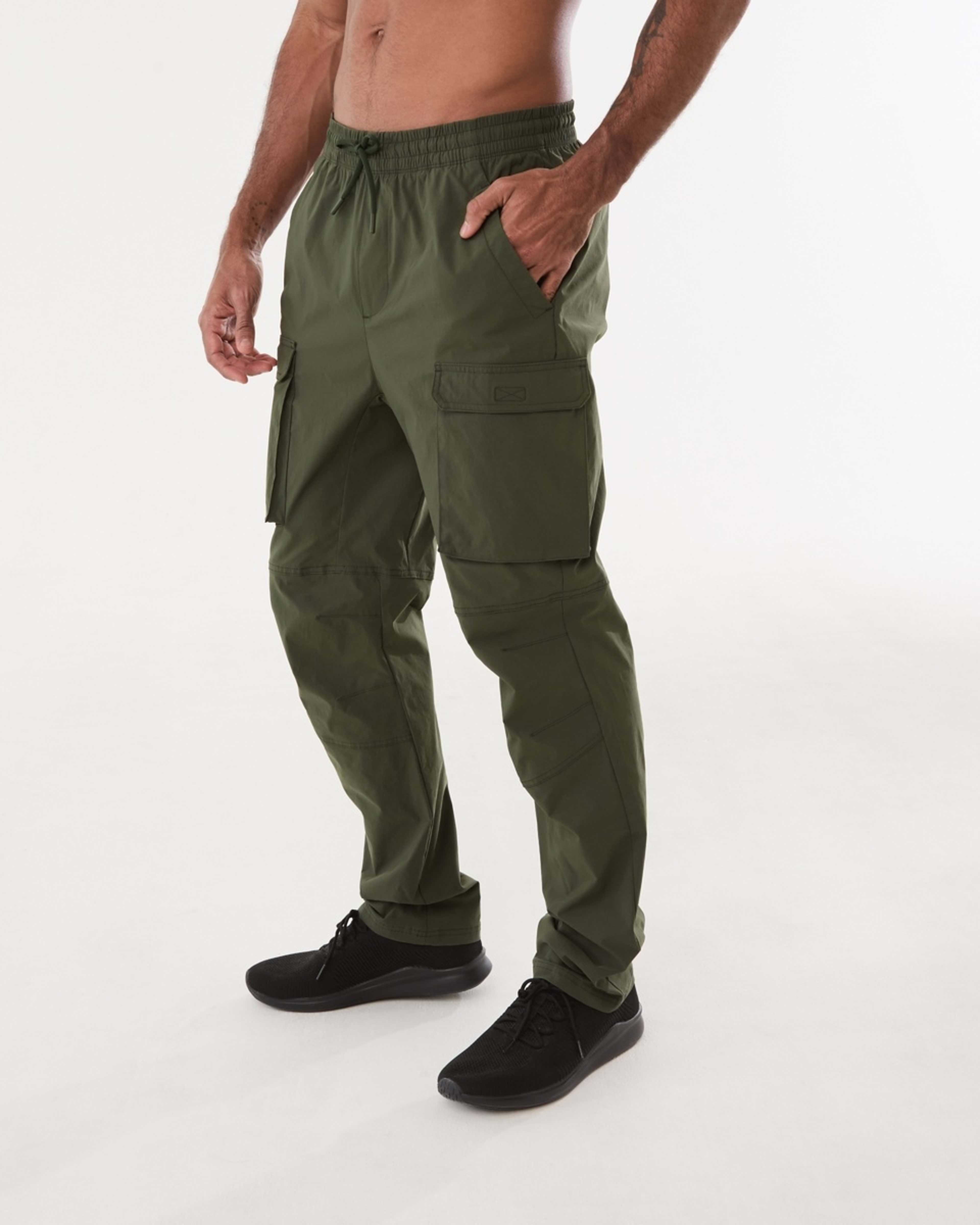 2 Active Mens Woven Cargo Pants DEEPEST GREEN, 2 of 6