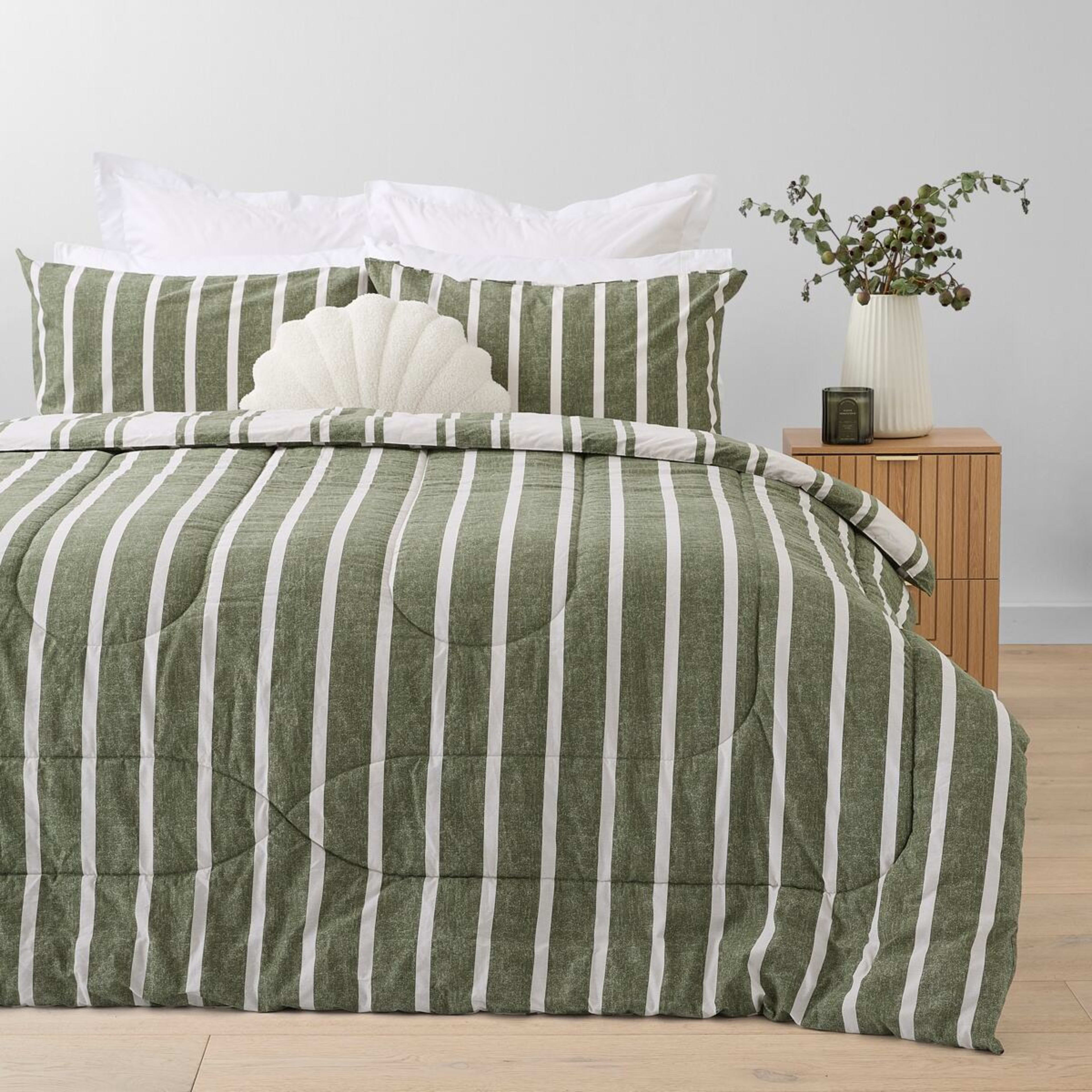 2 Eden Reversible Comforter Set - Queen Bed, Green, 2 of 7