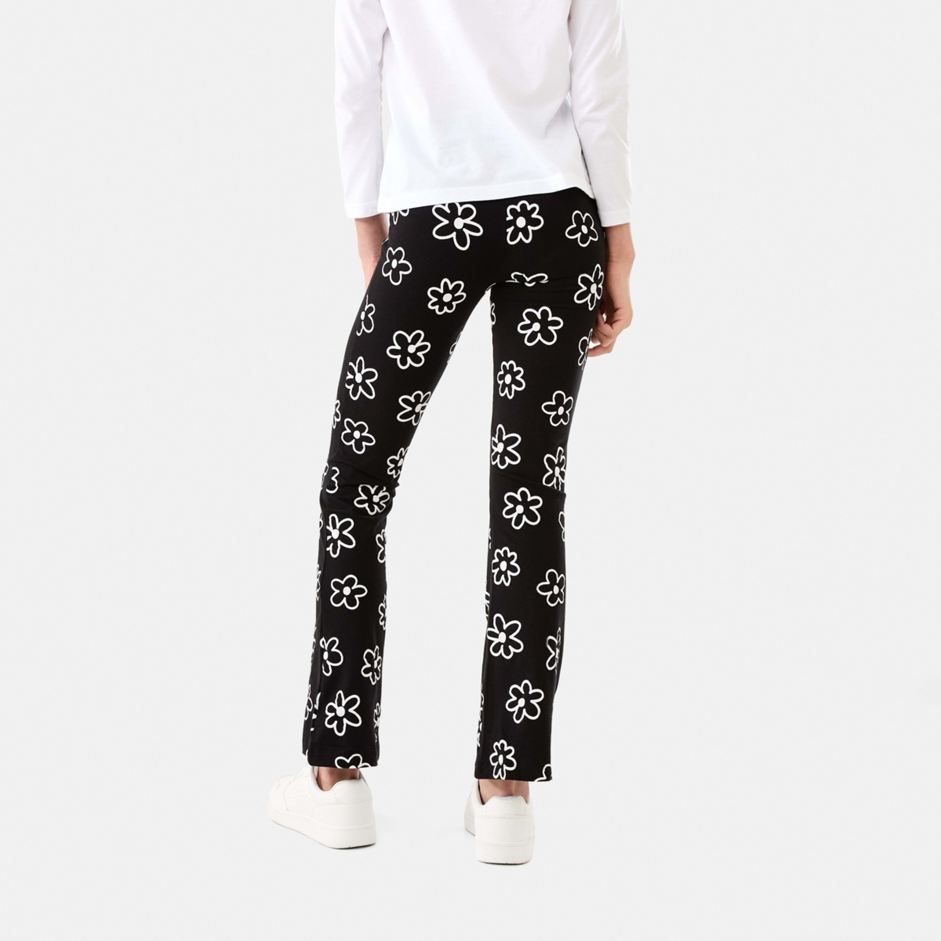 2 Print Flare Leggings Monochrome Florals Black, 2 of 9