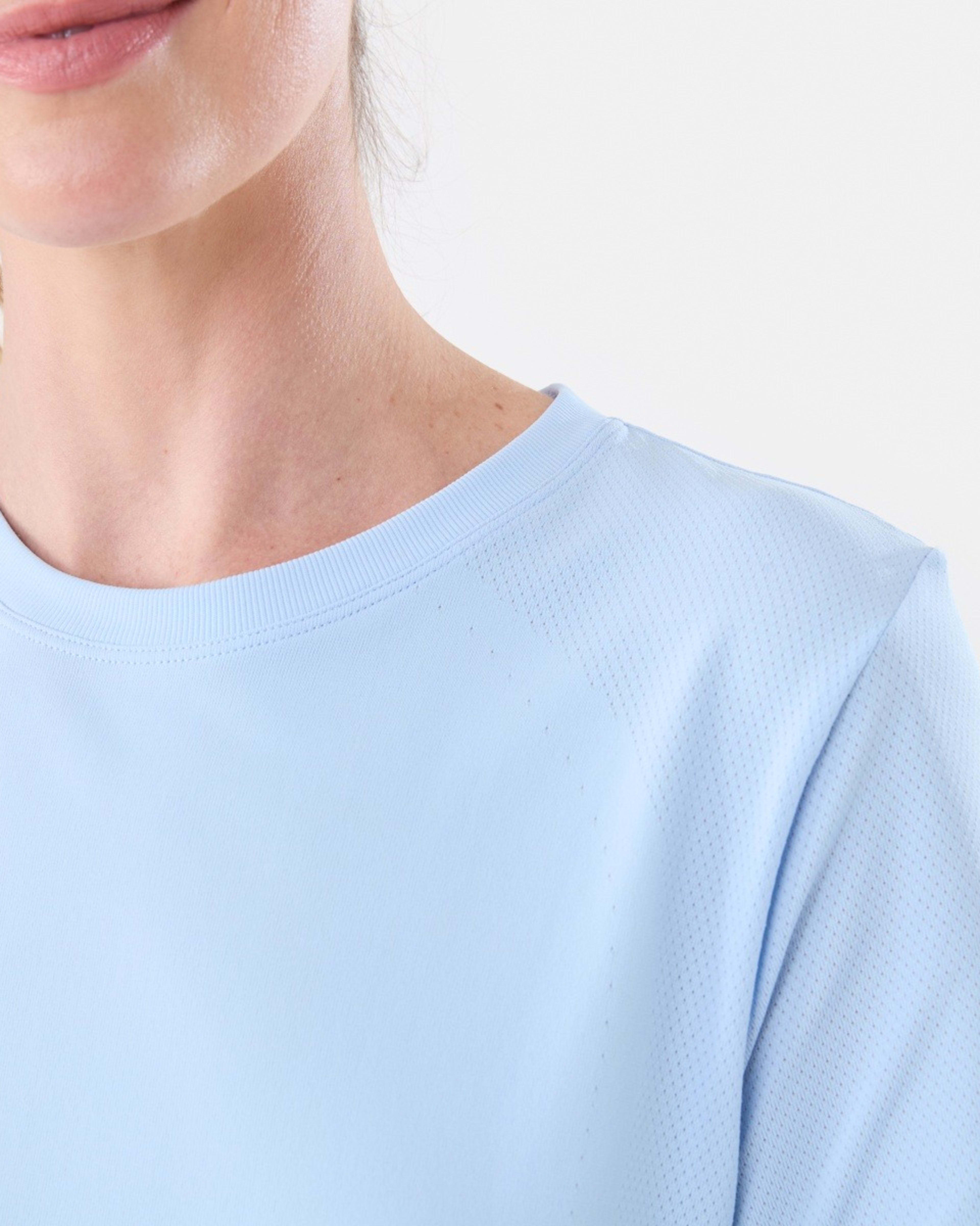 6 Active Womens Seamfree Crew Neck T-shirt MELODY BLUE, 6 of 6