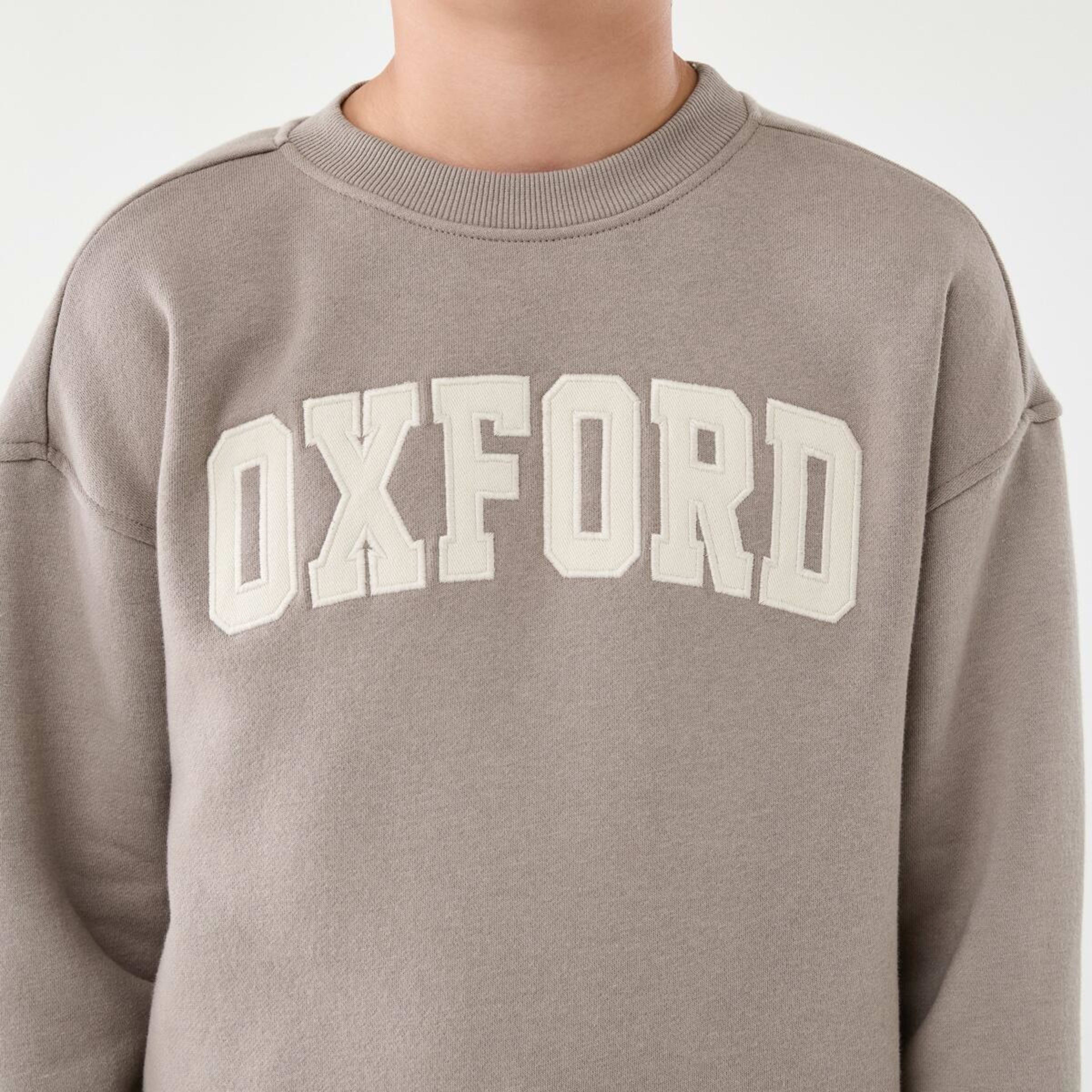 4 Oversized Graphic Crew Neck Sweatshirt Oxford Varsity Moon Rocks, 4 of 8