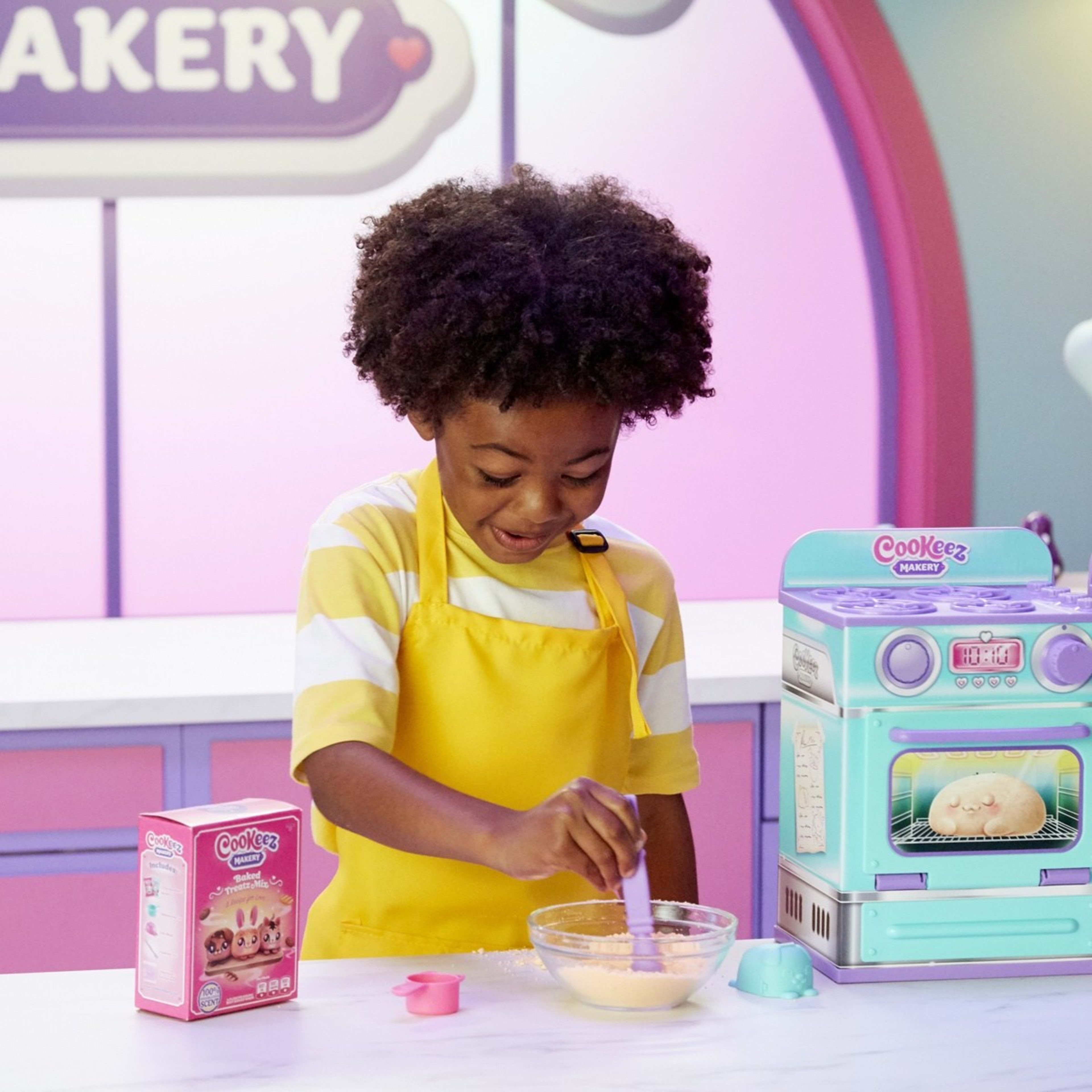 7 Cookeez Makery Oven Playset: Baked Treatz - Assorted, 7 of 9