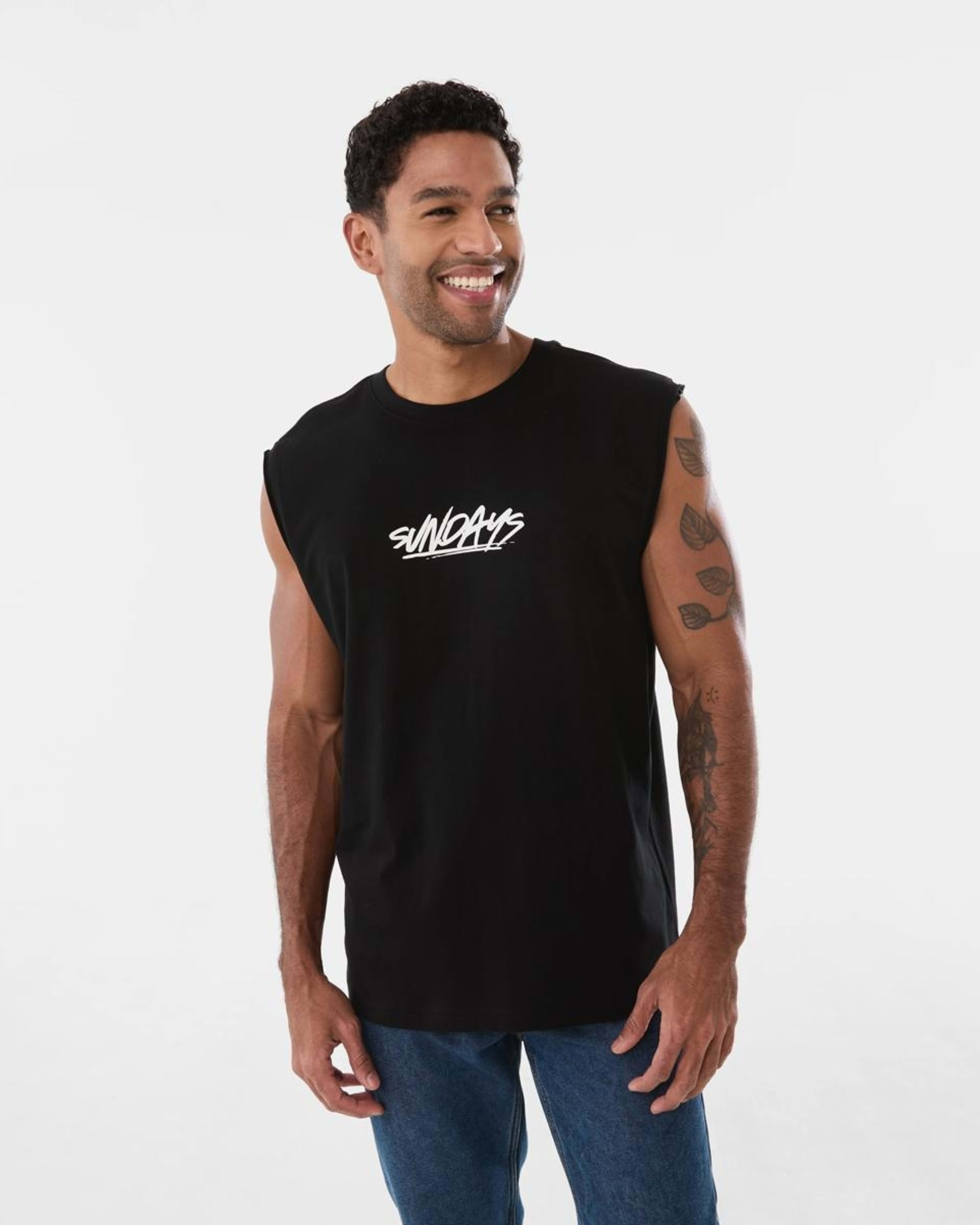 1 Graphic Curved Hem Muscle SUNDAYS