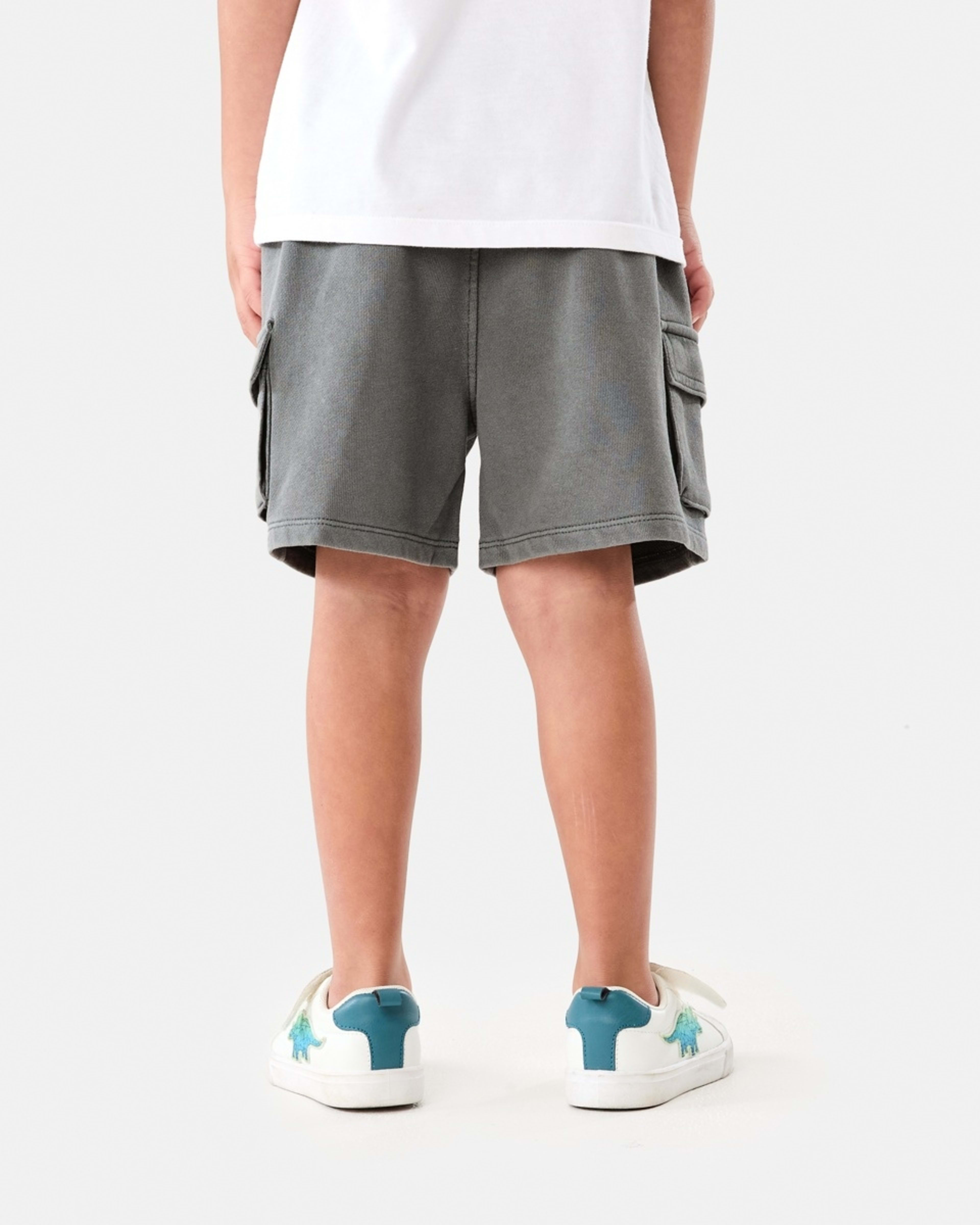2 Washed Cargo Knit Shorts WASHED GRAY, 2 of 6