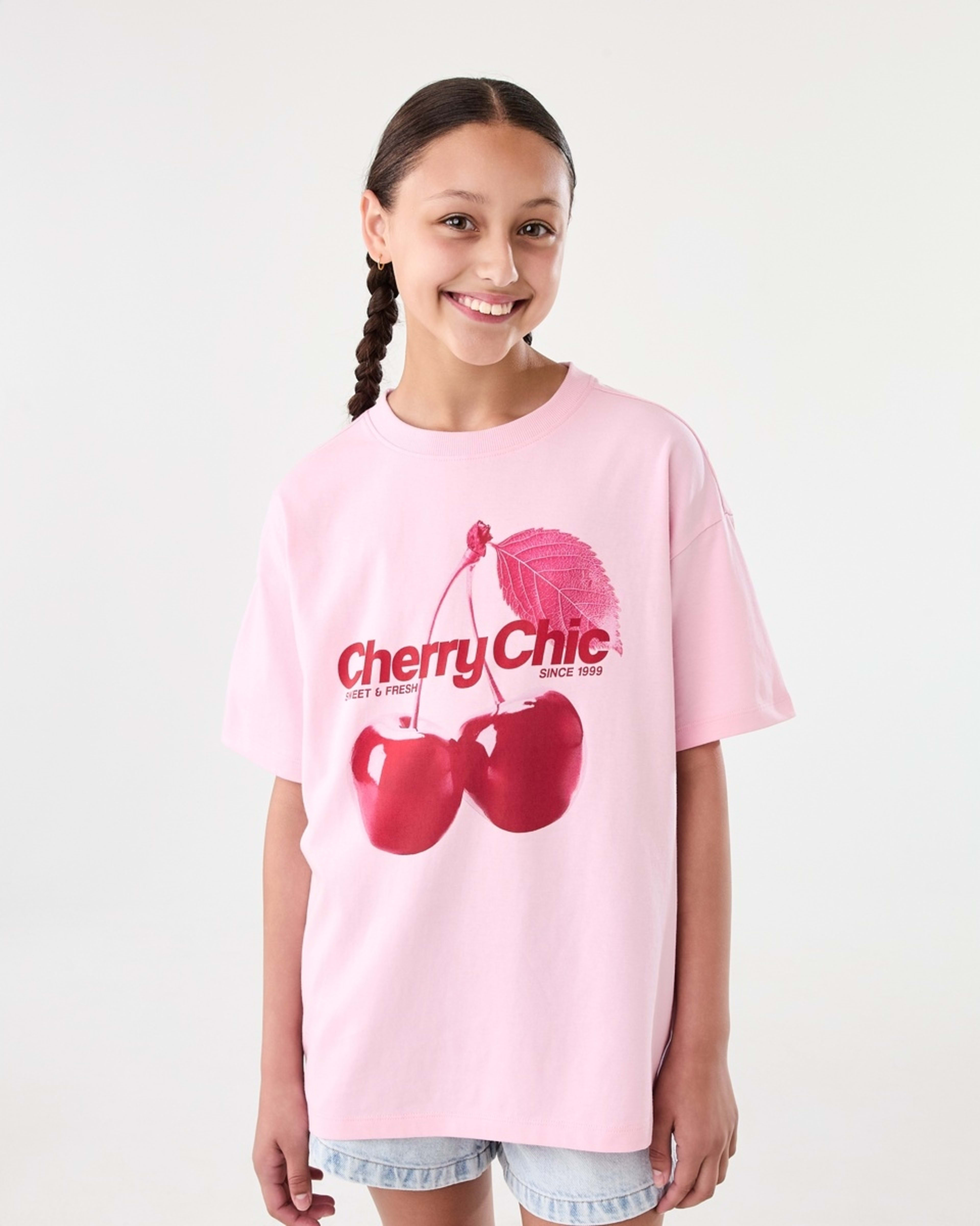 1 Oversized T-shirt Pnk Cherry, 1 of 7