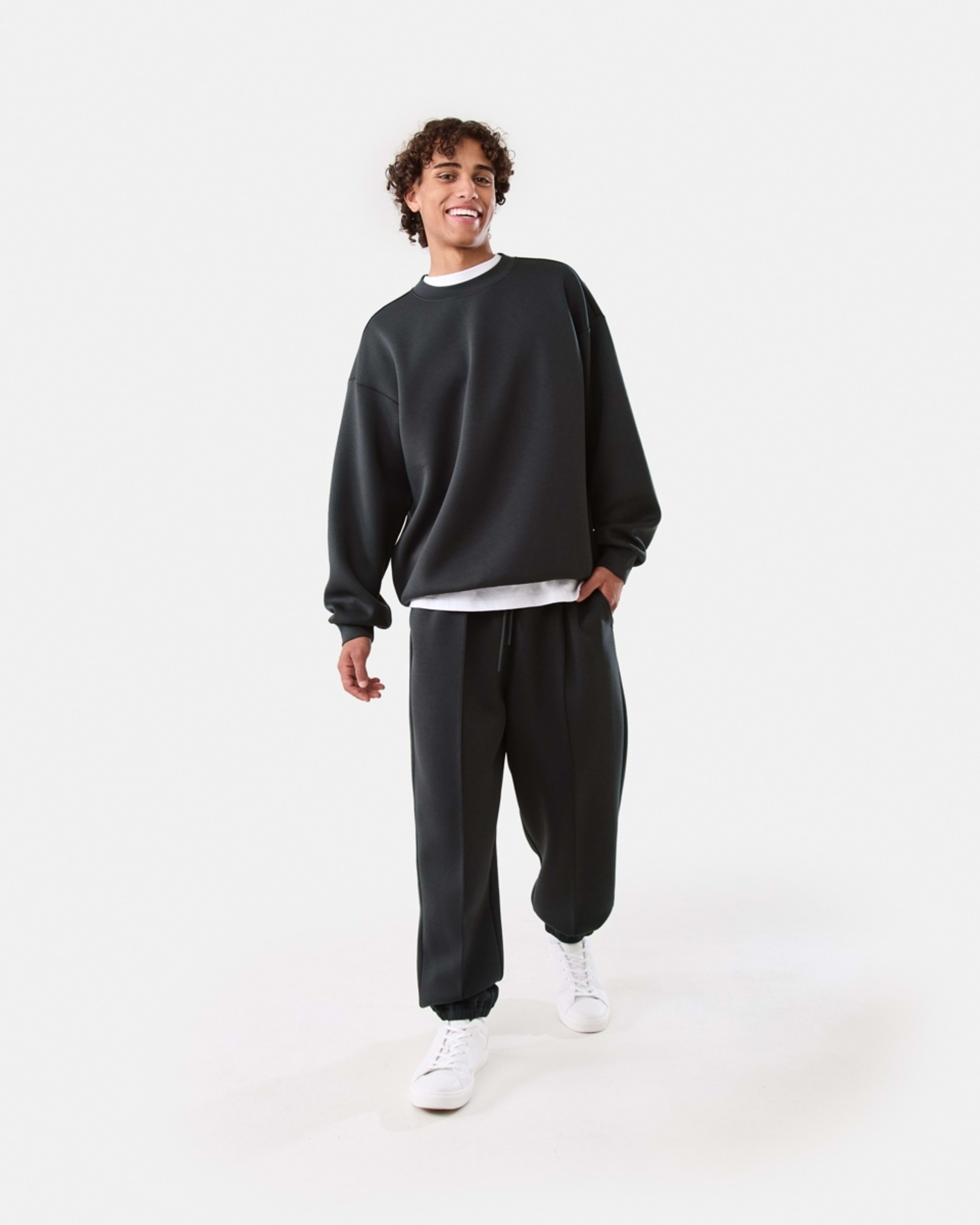 2 Scuba Oversized Crew Neck Sweatshirt VOLCANIC ROCK, 2 of 6