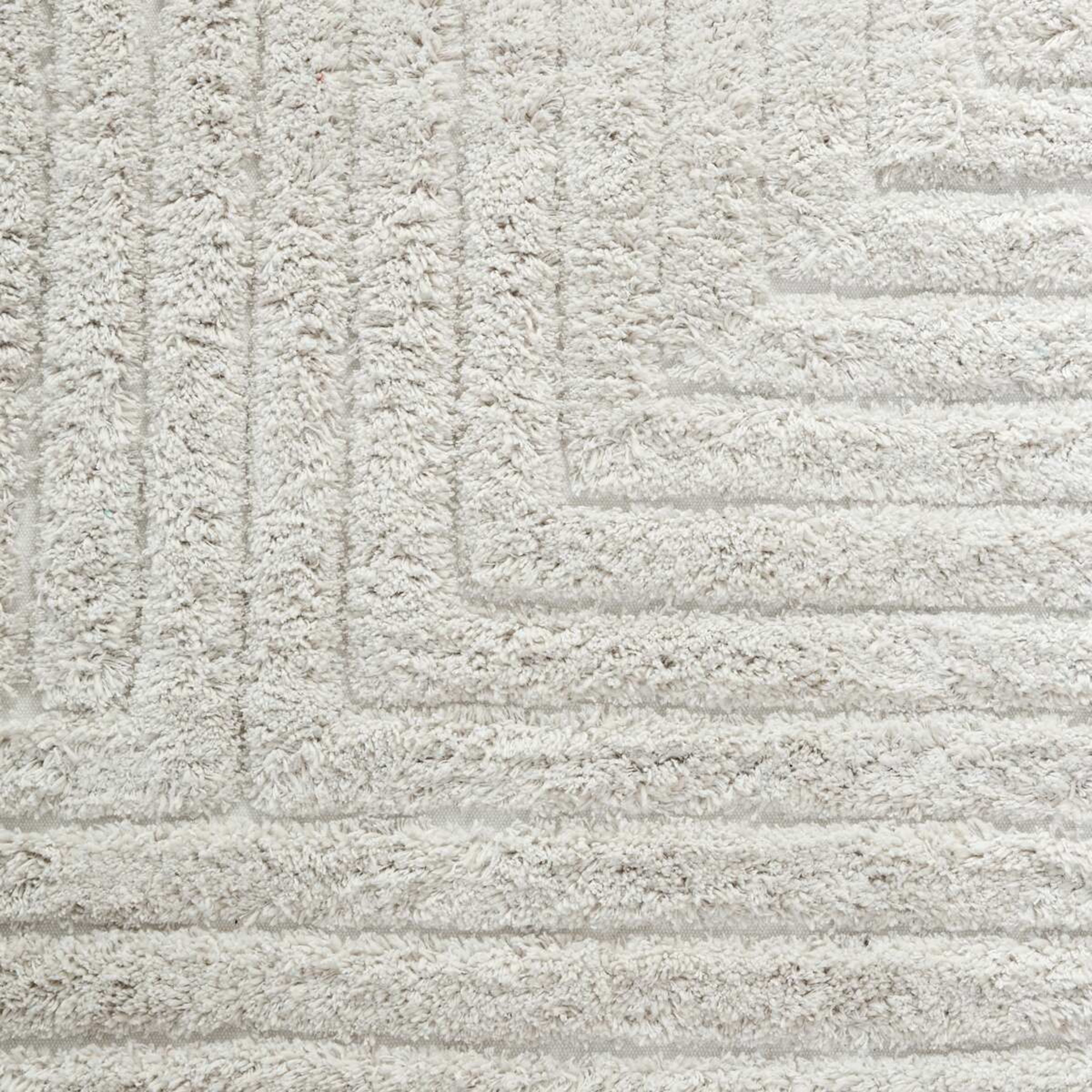 4 Linear Wool Rug - White, Large - 235cm x 160cm, 4 of 7