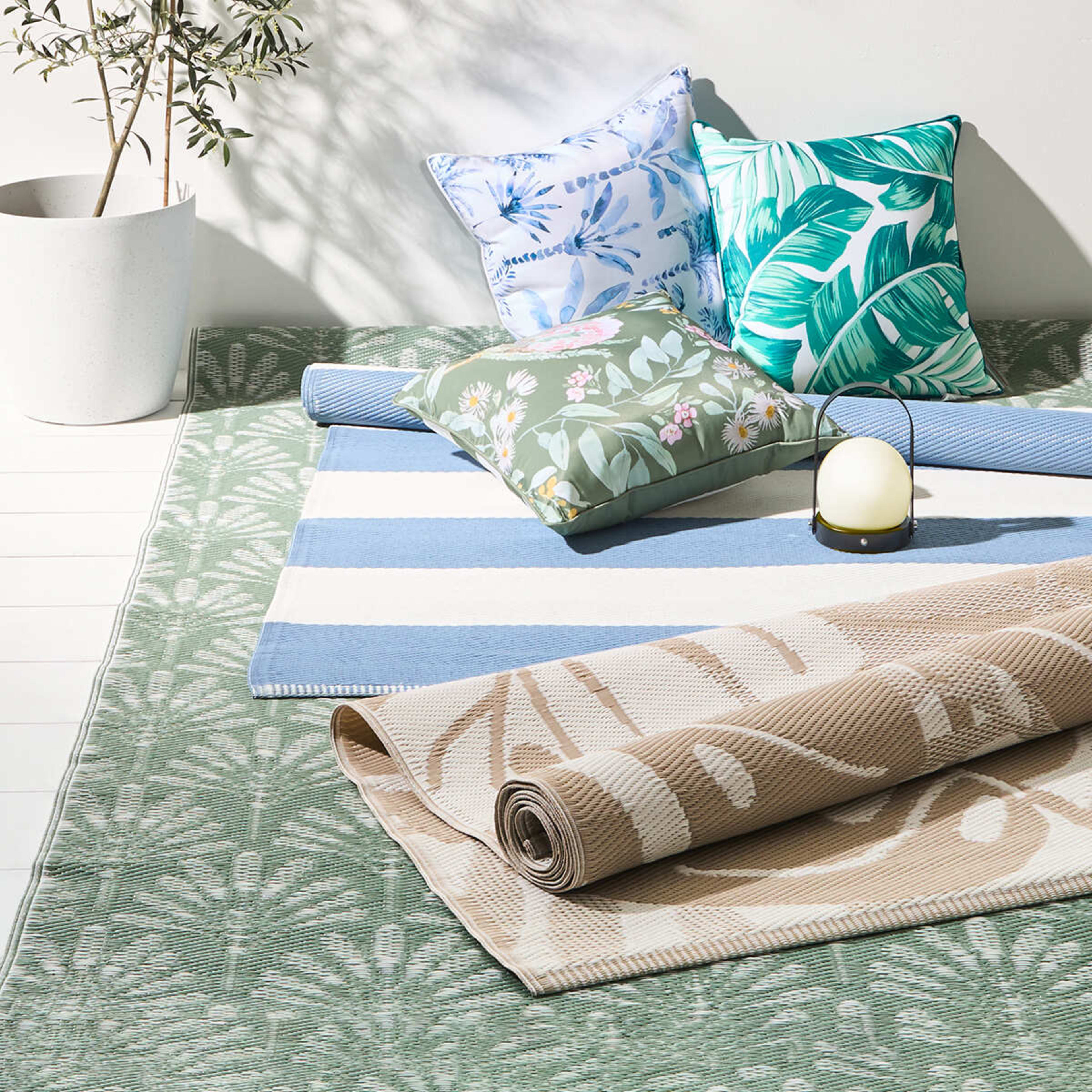 5 50cm Outdoor Tropical Cushion, 5 of 5