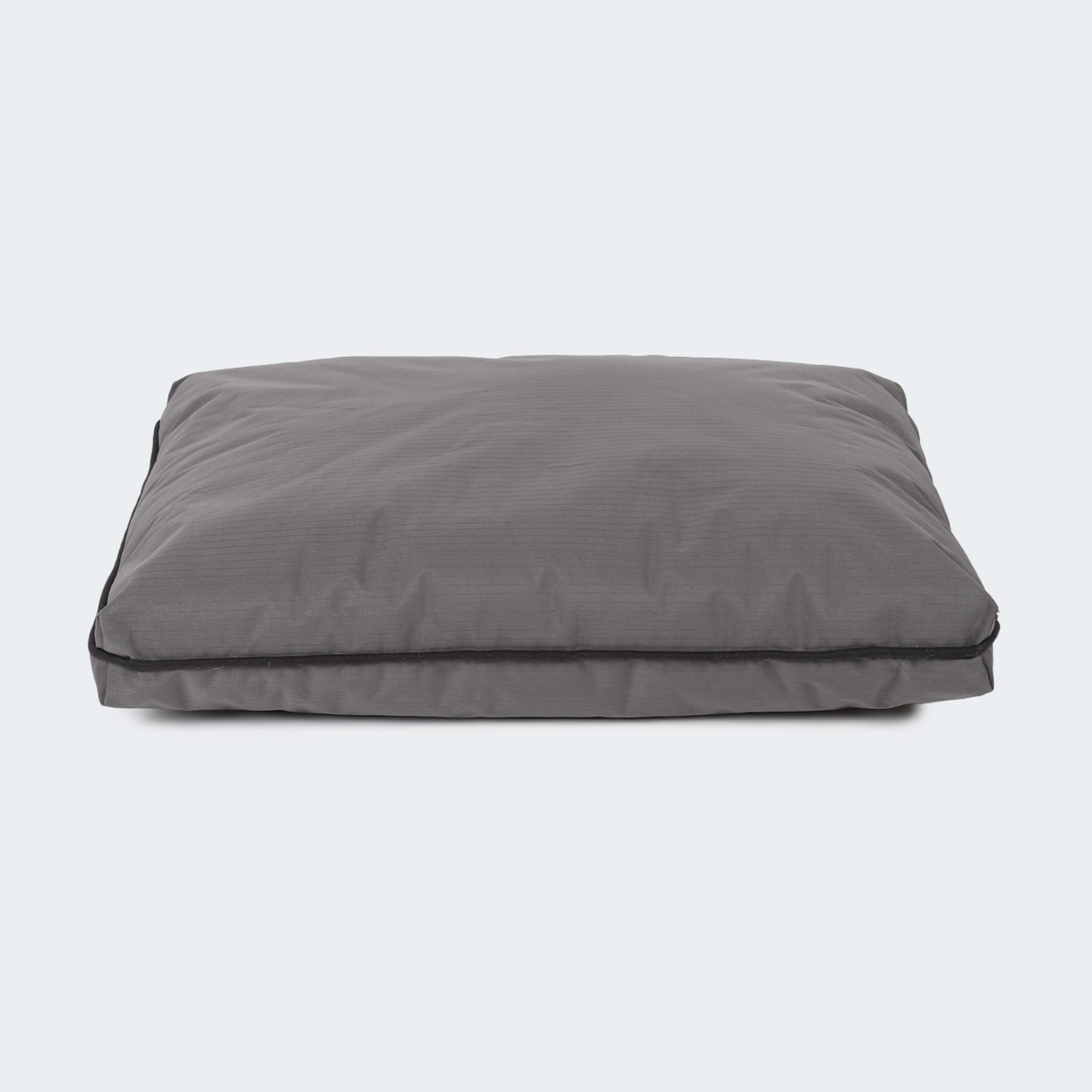 2 Pet Bed Water Resistant - Large, 2 of 7
