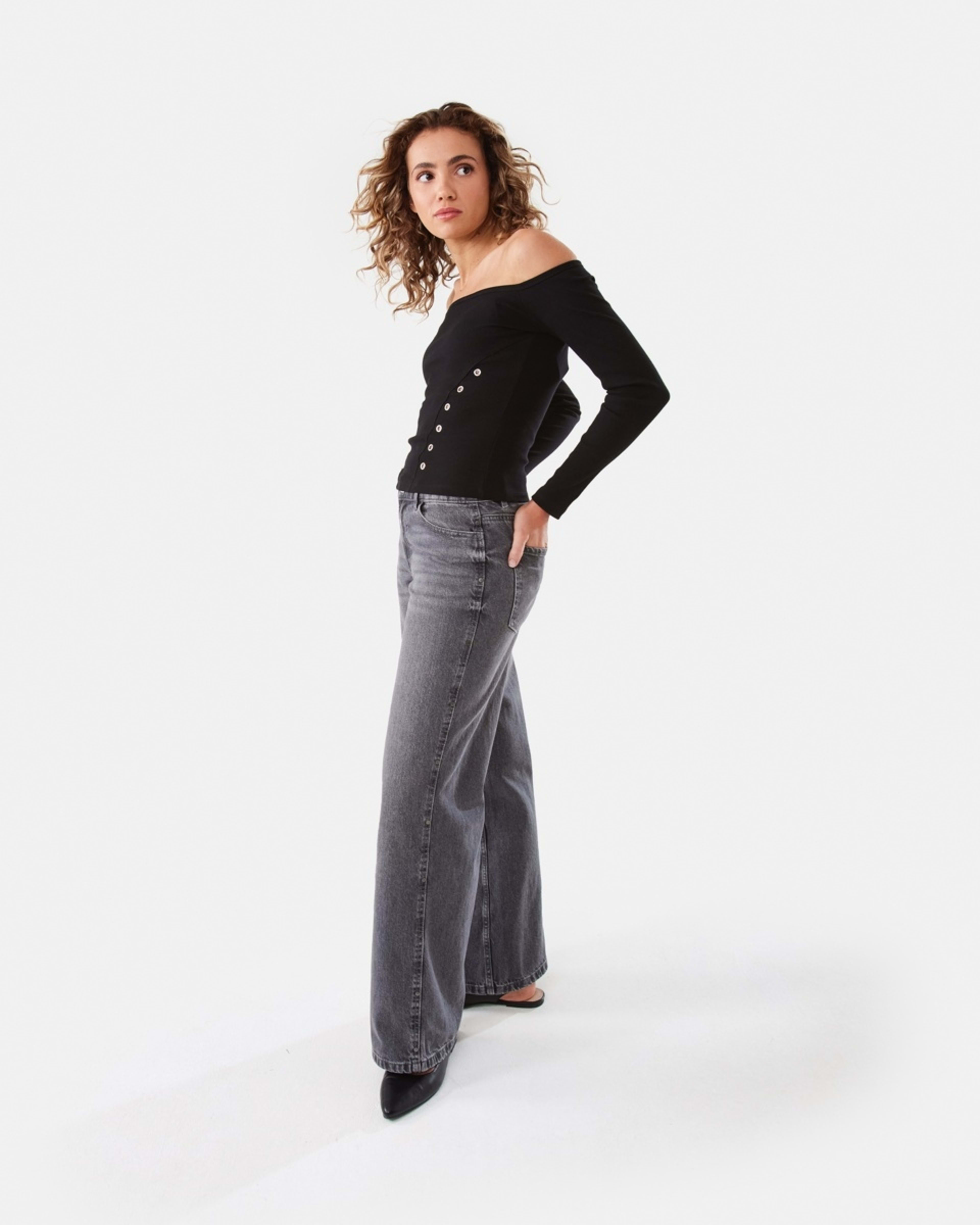 3 Long Sleeve Stud Detail Top Black, 3 of 8