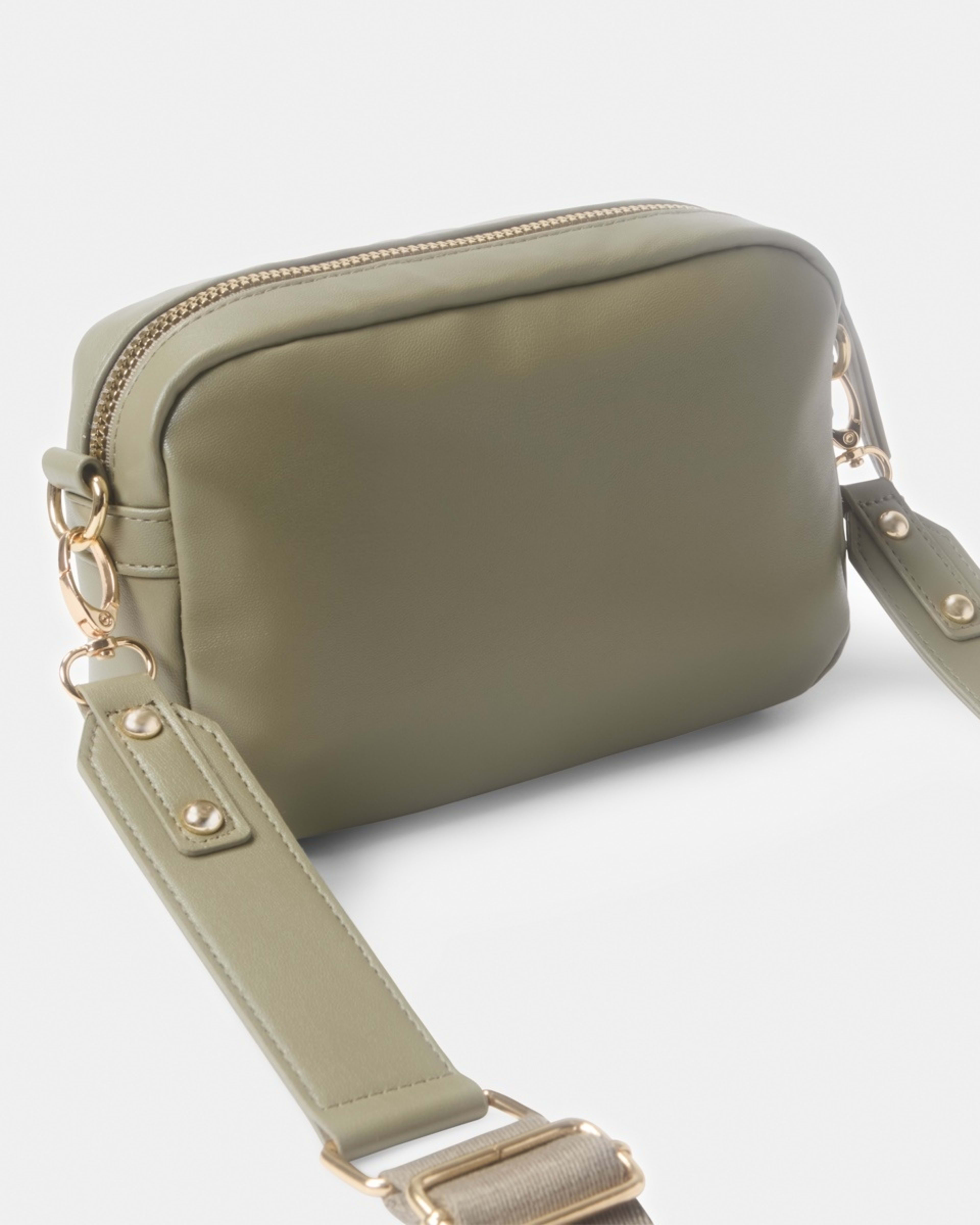 3 Quilted Crossbody Bag SOFT OLIVE, 3 of 5