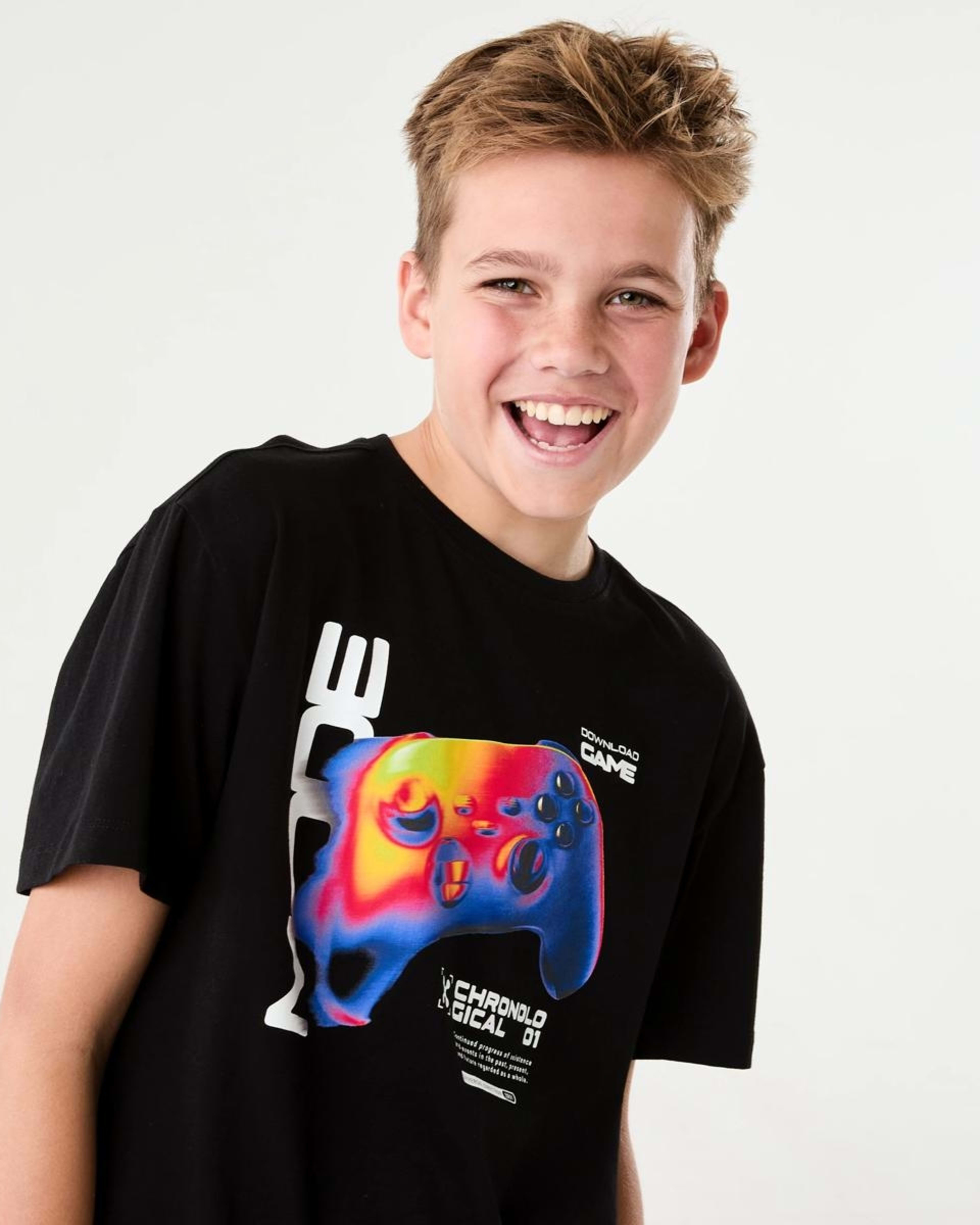 3 Short Sleeve Graphic Print T-shirt GAME MODE BLUR BLACK, 3 of 6