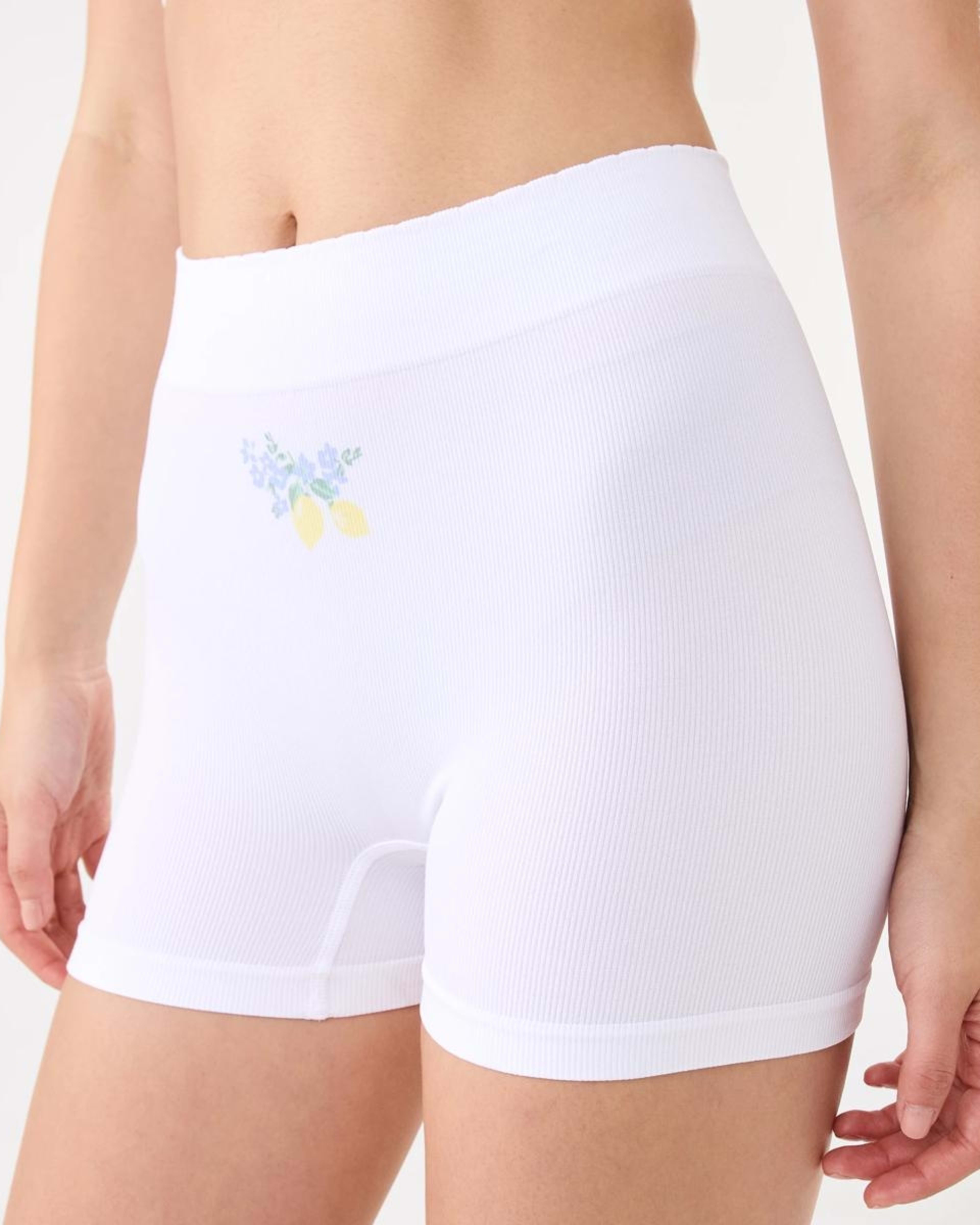 7 3 Pack Seamfree Rib Boyleg Shorties Lemoncello, 7 of 10